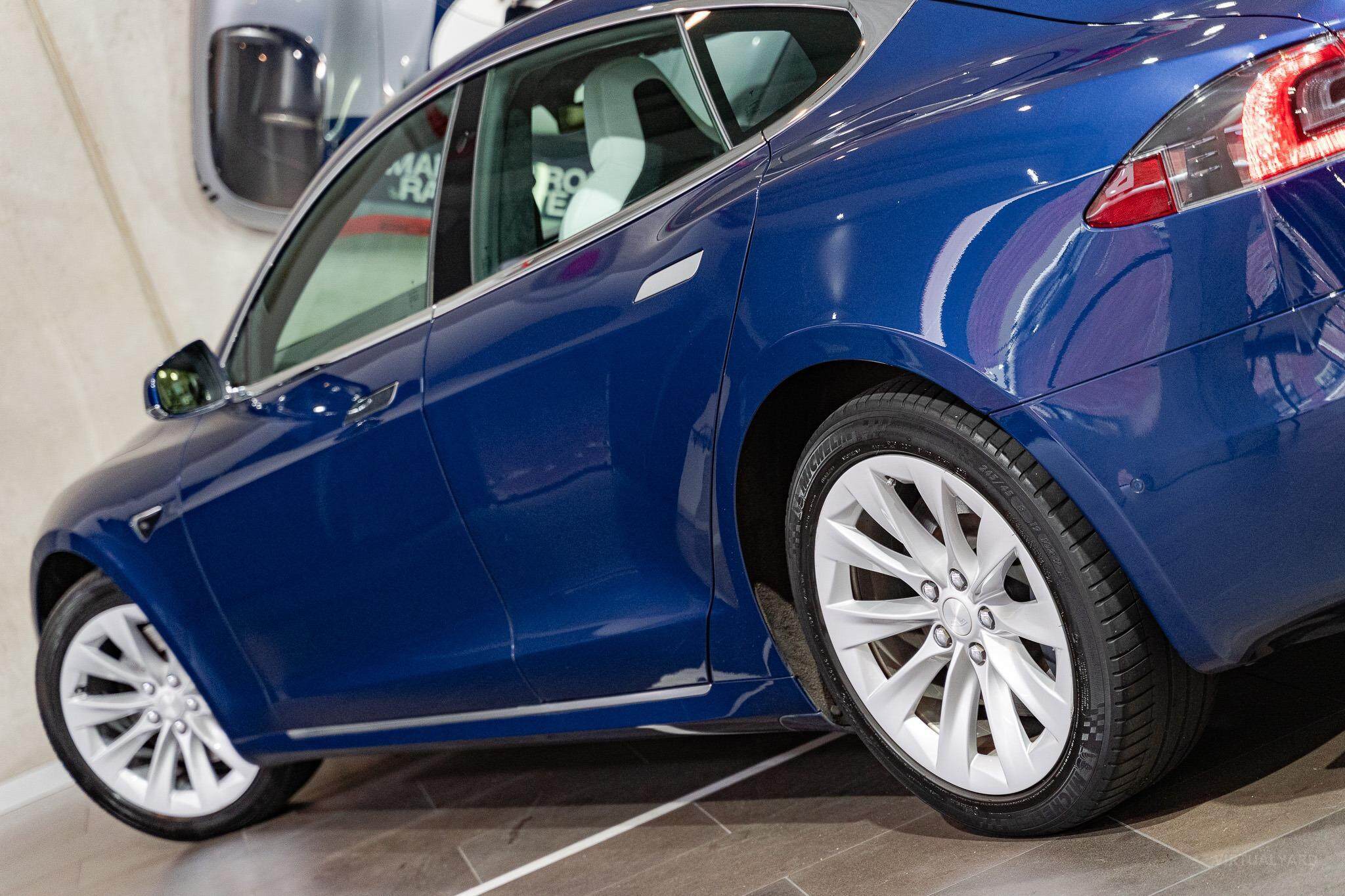 2019 Tesla Model S 75D Sportback Sedan 5dr Reduction Gear 1sp AWD AC245kW 