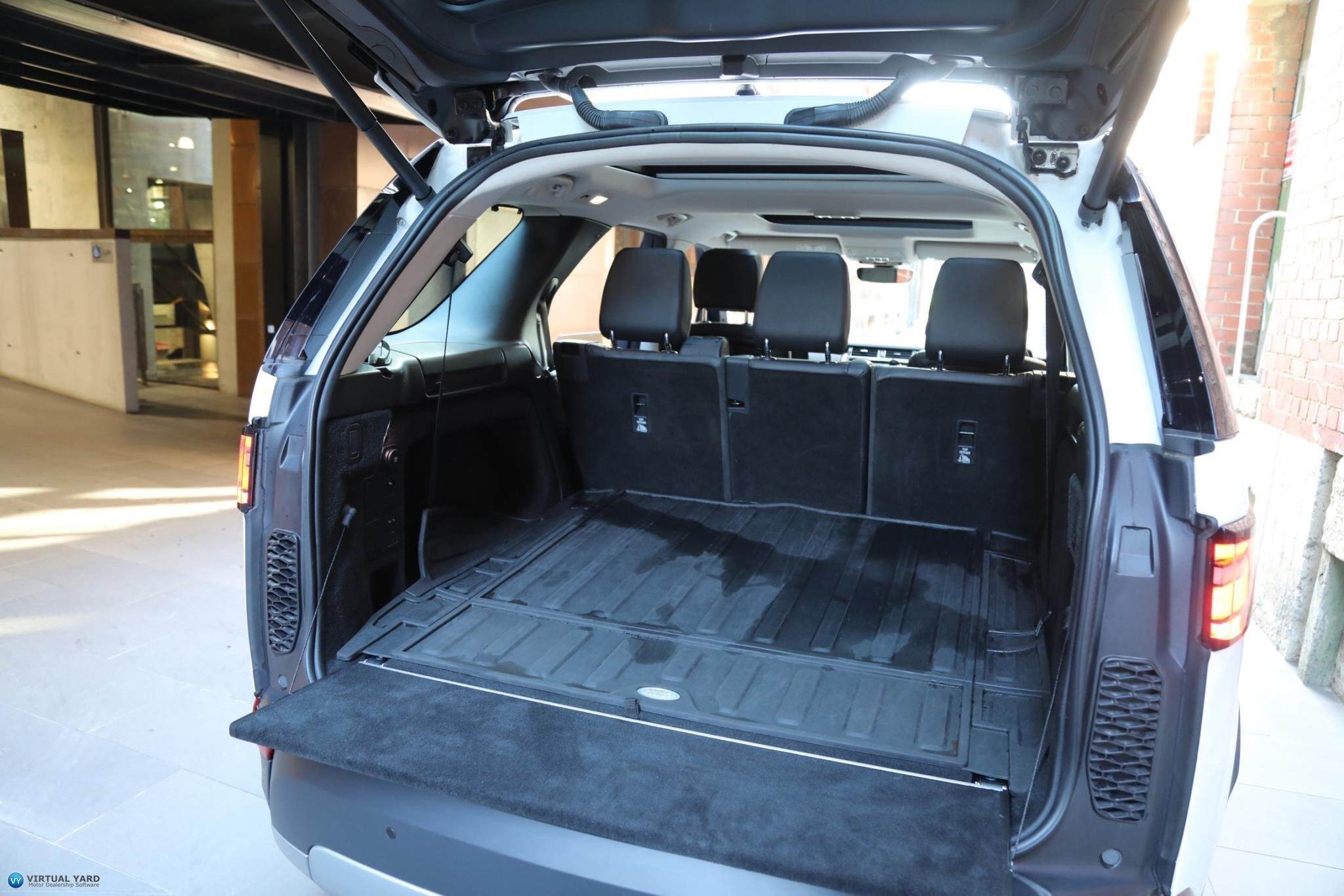 2018 Land Rover Discovery Series 5 TD4 HSE Wagon 5dr Spts Auto 8sp 4WD 2.0DT [MY18] 