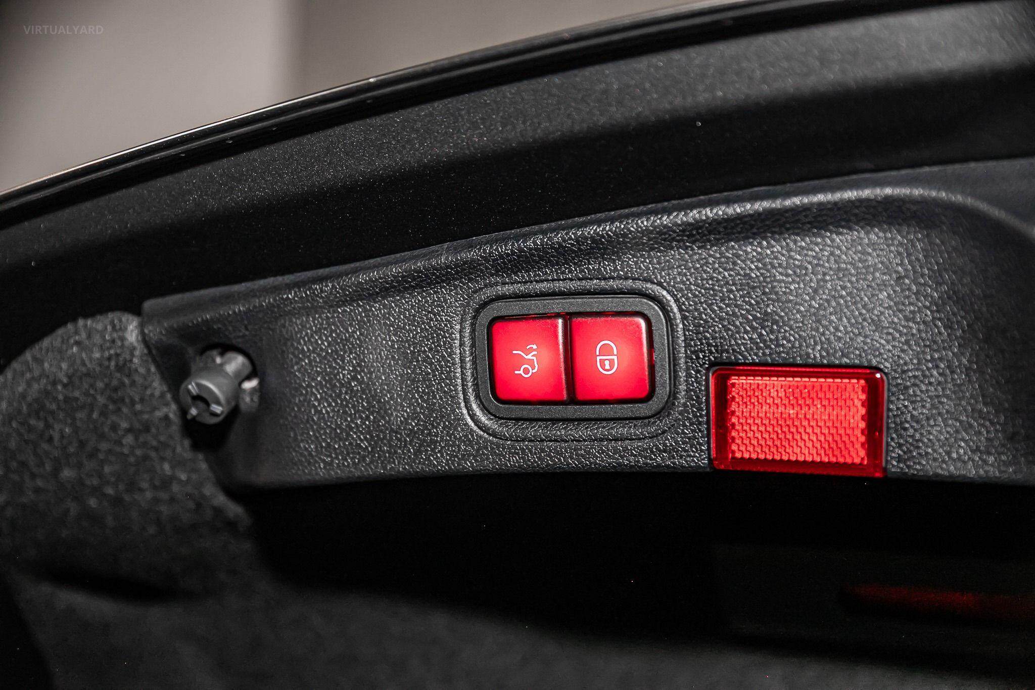 2023 MERCEDES-BENZ C-CLASS C63 AMG 