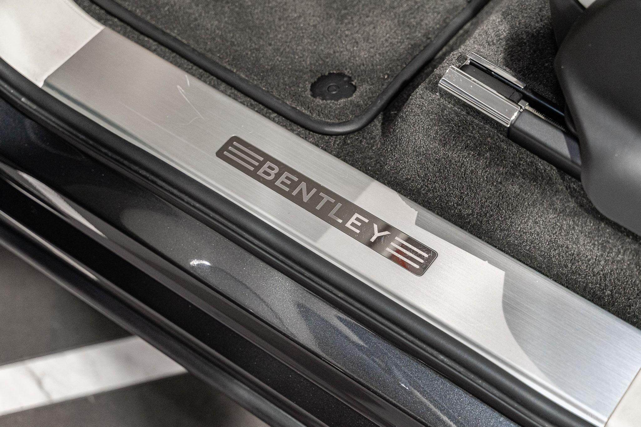 2017 Bentley Bentayga 4V Wagon 5dr Spts Auto 8sp AWD 6.0TT (5-st) [MY17] 