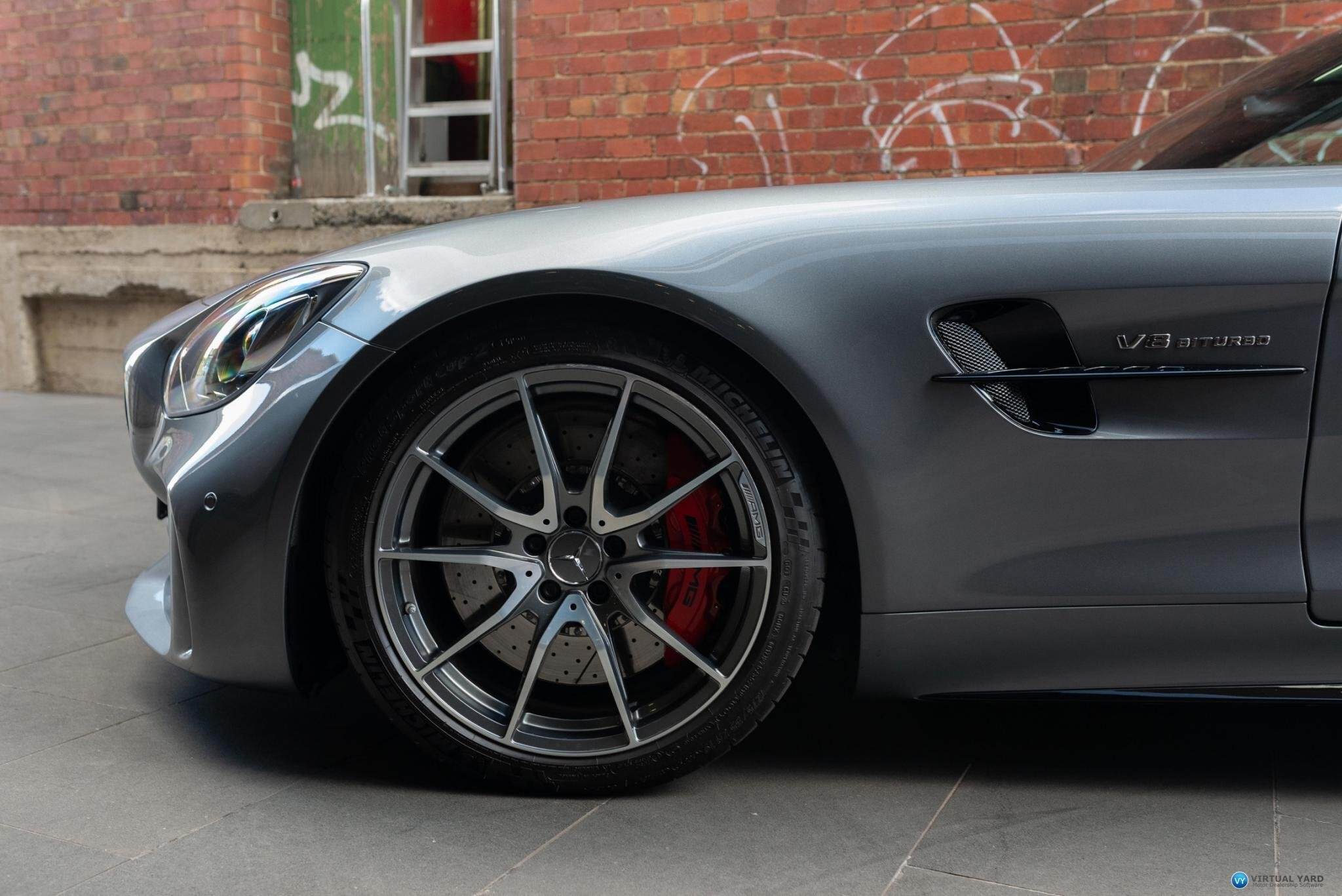 2017 Mercedes-Benz AMG GT C190 R Coupe 2dr SPEEDSHIFT DCT 7sp 4.0TT [Apr] 