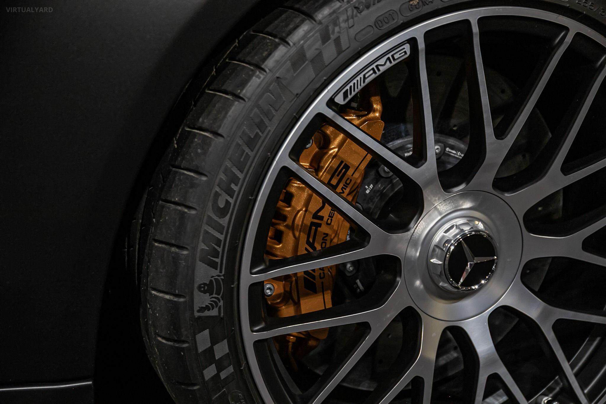 2023 MERCEDES-BENZ C-CLASS C63 AMG 