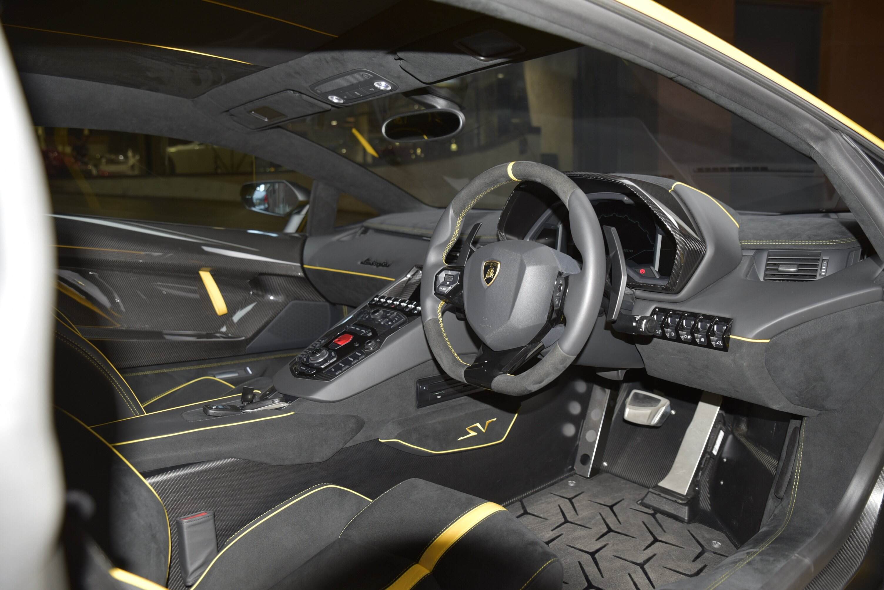 2015 Lamborghini Aventador 834 LP750-4 Superveloce Coupe 2dr ISR 7sp AWD 6.5i [MY16] 