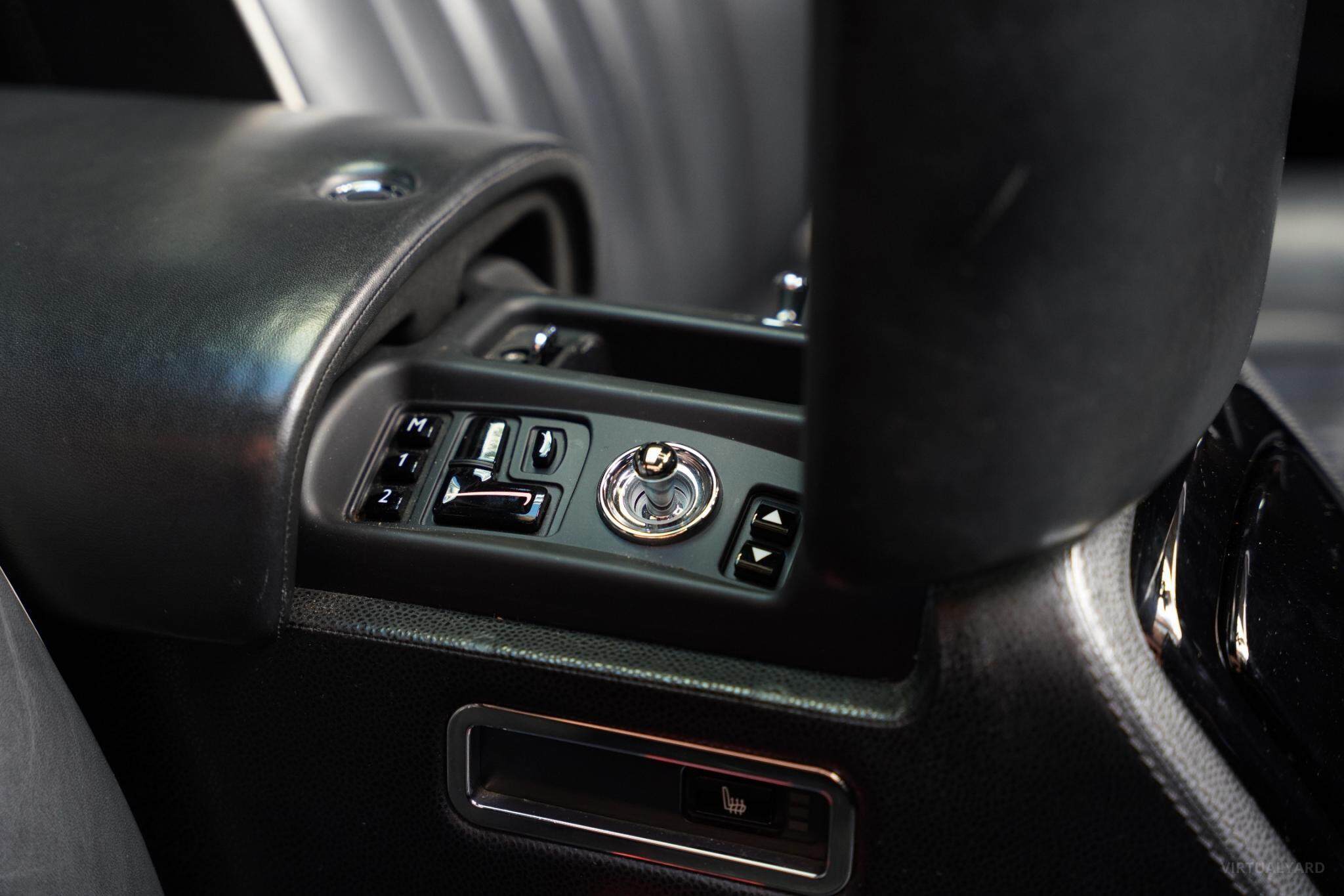 2007 Rolls-Royce Phantom 1S68 Sedan 4dr Auto 6sp 6.7i 