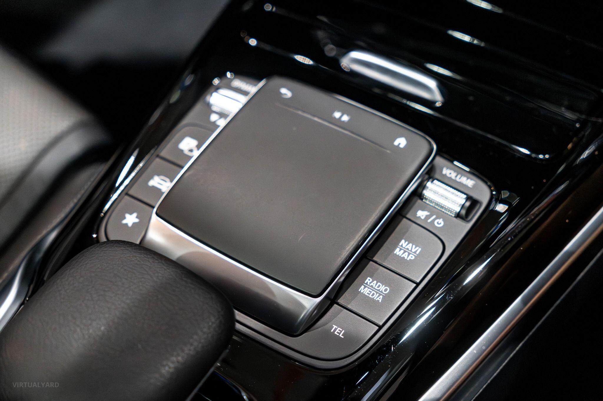 2020 MERCEDES-BENZ A35  