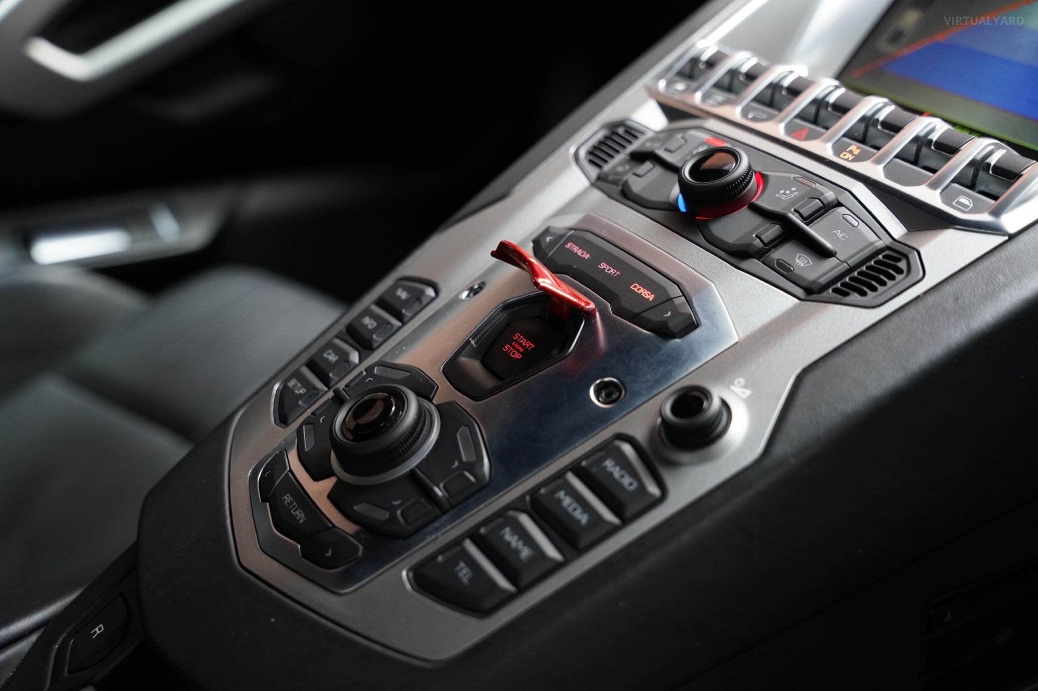 2011 Lamborghini Aventador 834 LP700-4 Coupe 2dr ISR 7sp AWD 6.5i [Mar] 