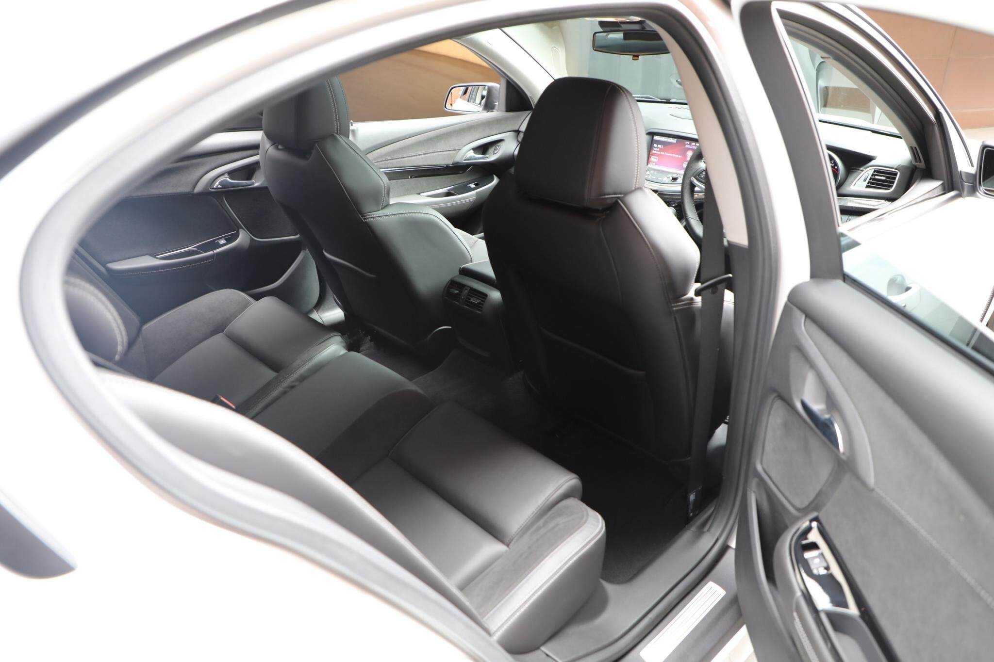 2015 Holden Special Vehicles GTS GEN-F Sedan 4dr Man 6sp 6.2SC [MY15] 