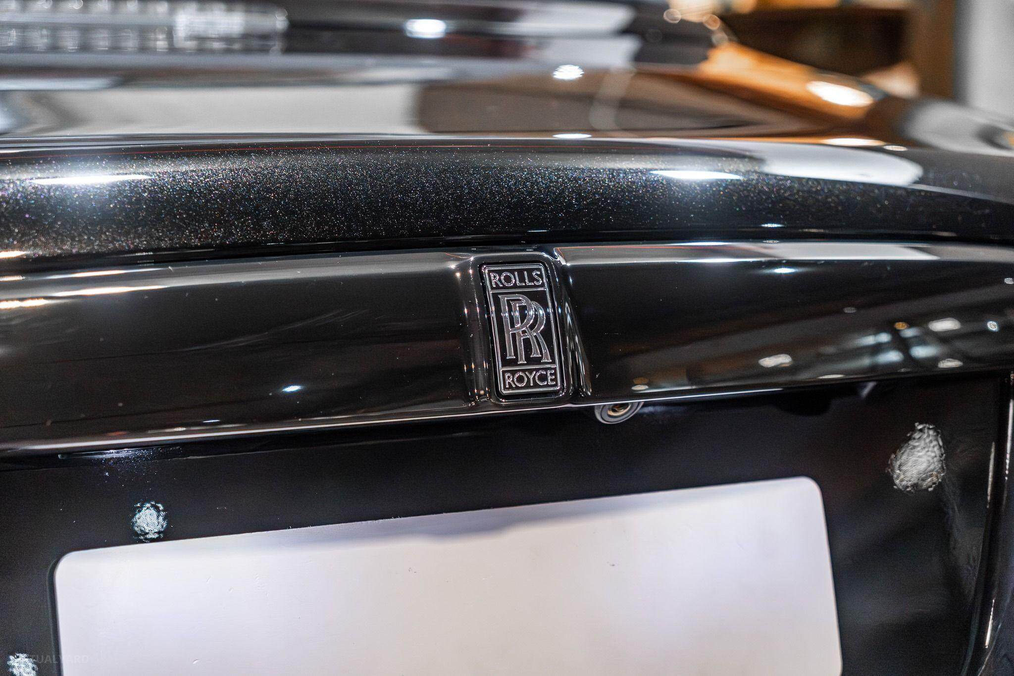 2018 Rolls-Royce Dawn Black Badge Drophead Cpe 2dr Auto 8sp 6.6TT [MY18] 