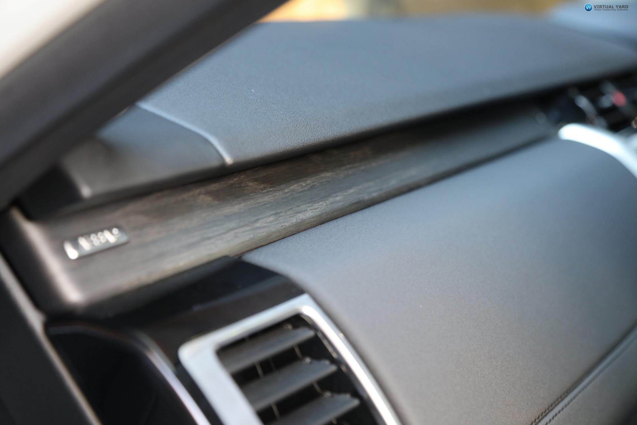 2018 Land Rover Discovery Series 5 TD4 HSE Wagon 5dr Spts Auto 8sp 4WD 2.0DT [MY18] 