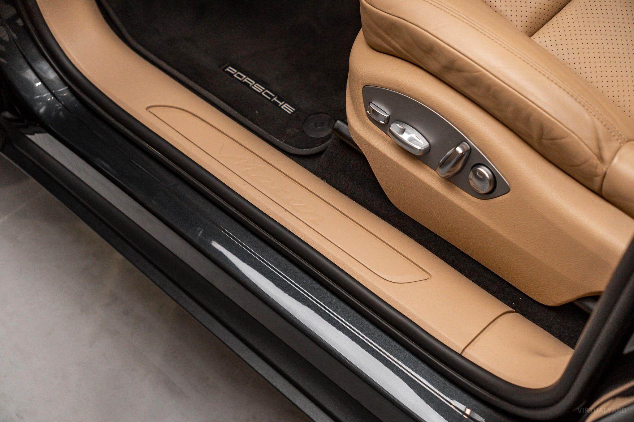 2021 Porsche Macan 95B Wagon 5dr PDK 7sp AWD 2.0T [MY21] 