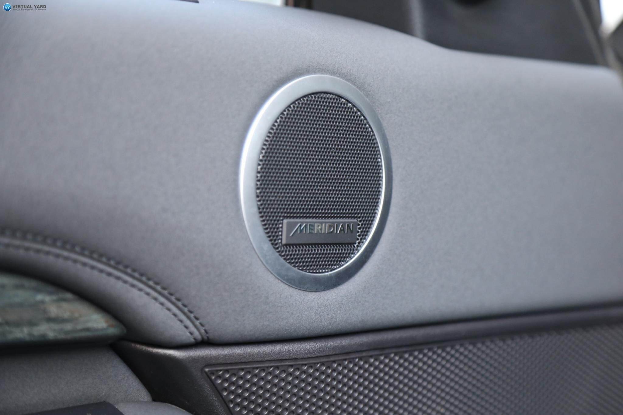 2018 Land Rover Discovery Series 5 TD4 HSE Wagon 5dr Spts Auto 8sp 4WD 2.0DT [MY18] 