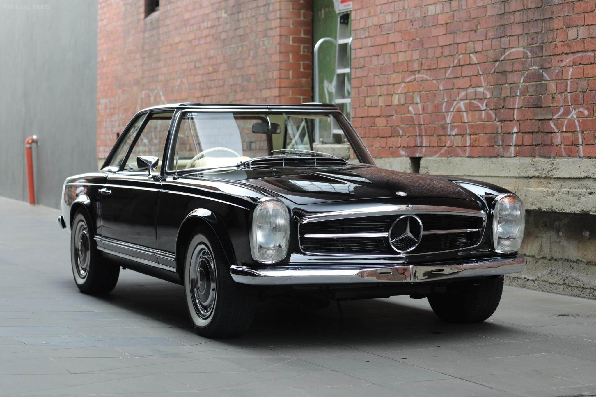 1969 Mercedes-Benz 280SL Sports Roadster 