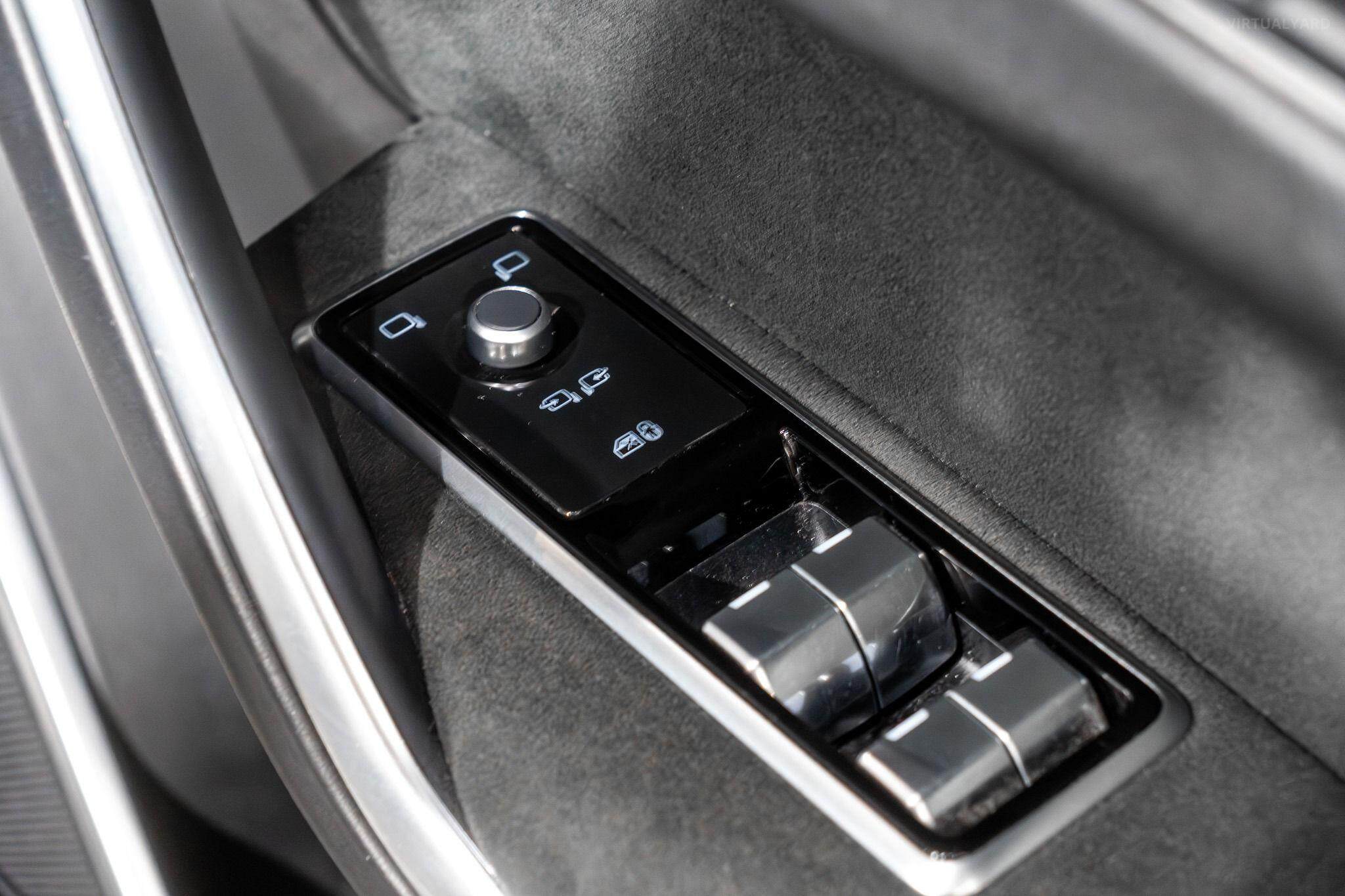 2021 JAGUAR F-PACE SVR 