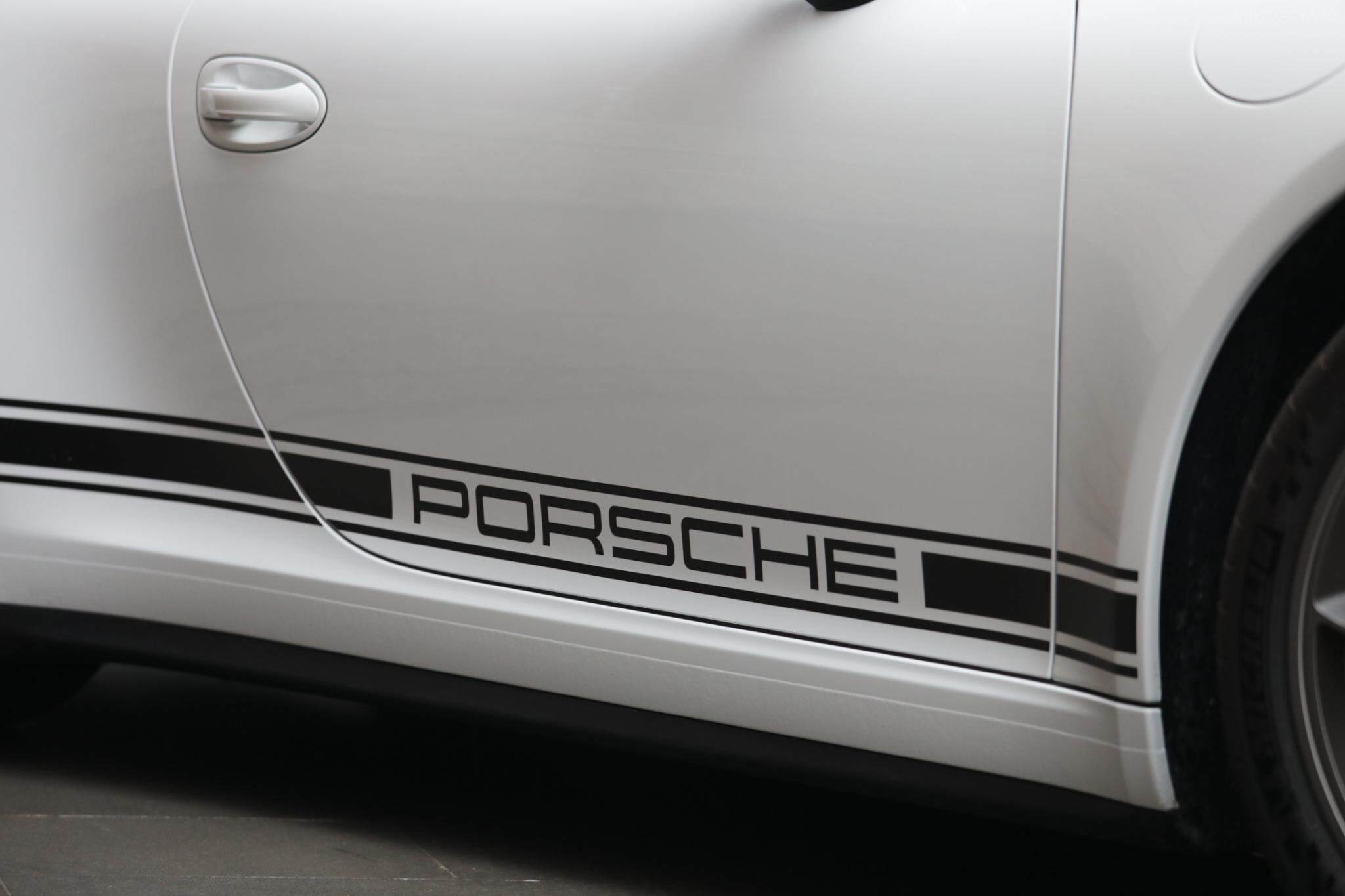 2016 Porsche 911 991 R Coupe 2dr Man 6sp 4.0i [MY16] 