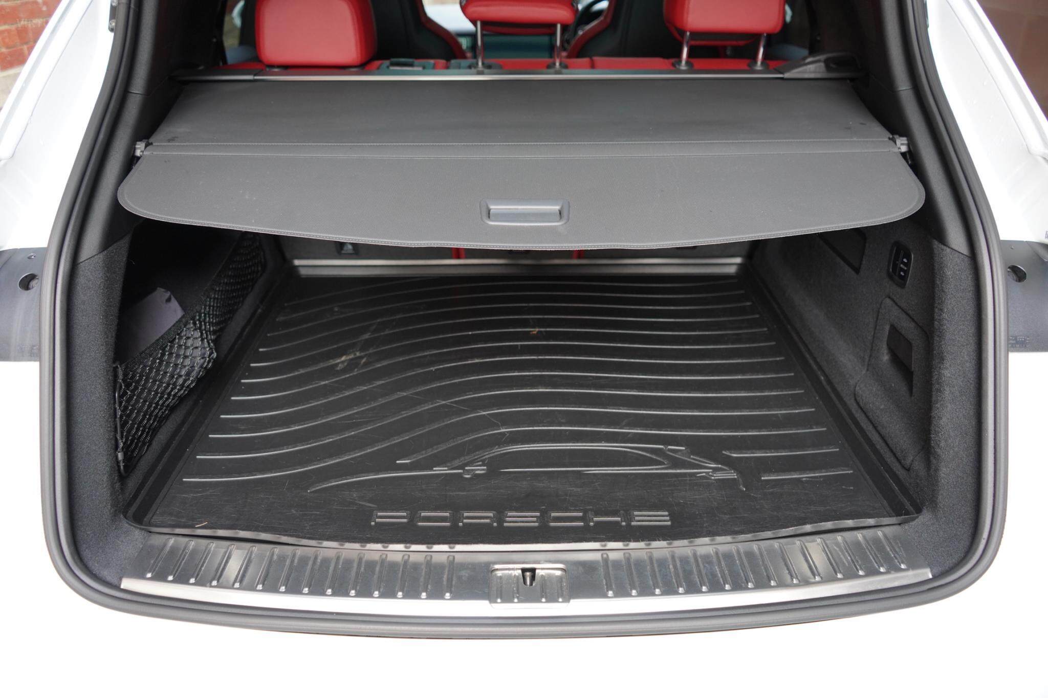 2019 Porsche Cayenne 9YA Turbo Wagon 5dr Tiptronic 8sp 4x4 4.0TT [MY19] 