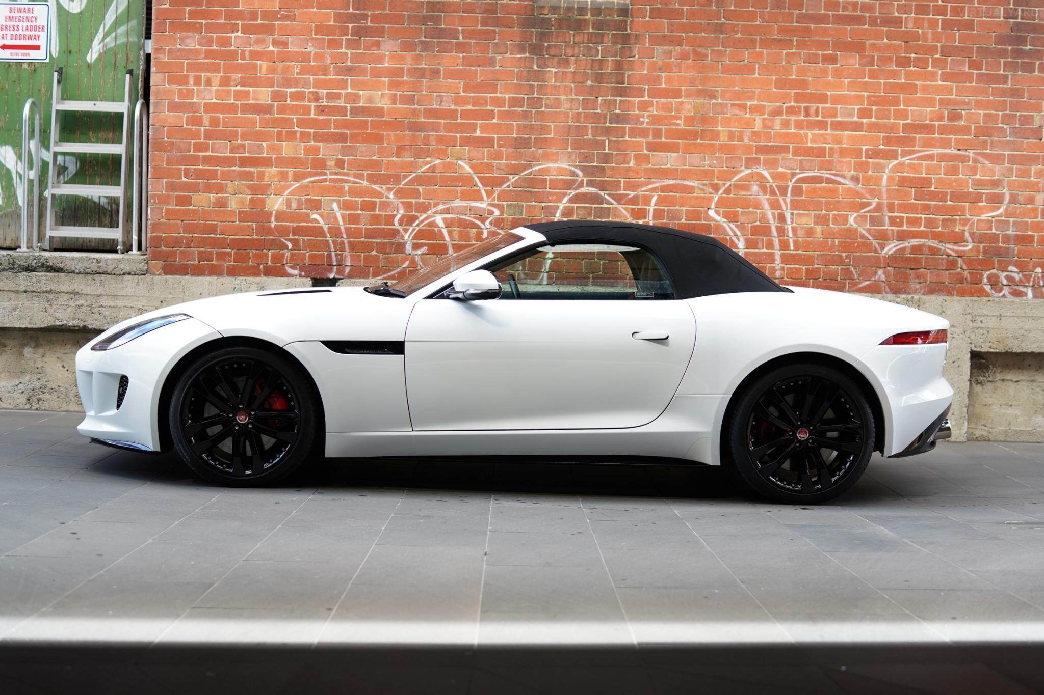 2016 Jaguar F-TYPE X152 R Convertible 2dr Quickshift 8sp RWD 5.0SC [MY17] 