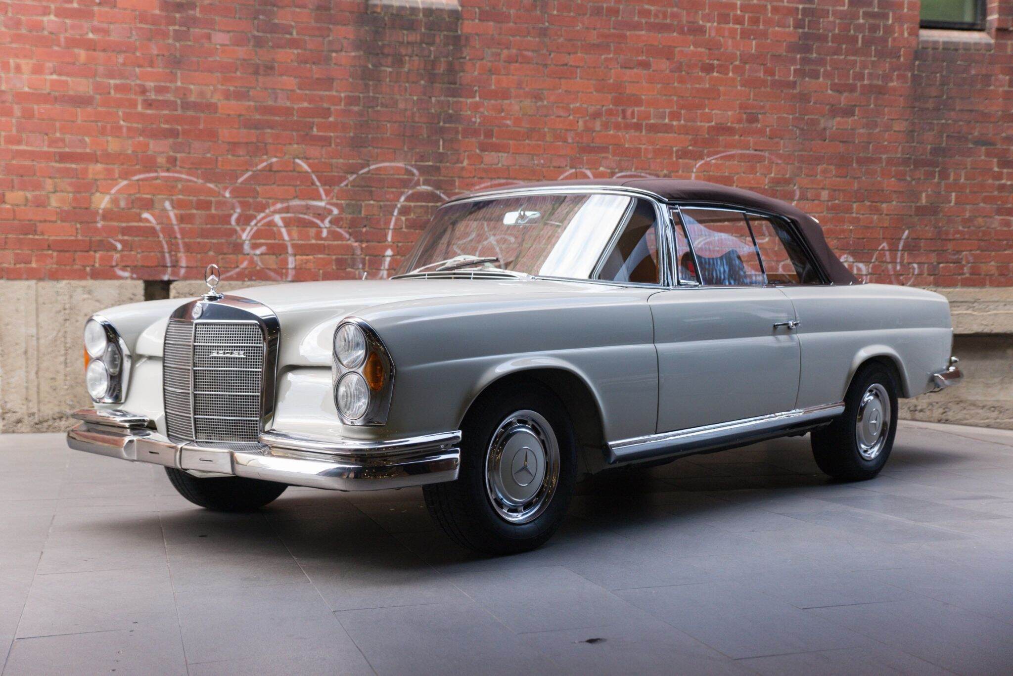 1967 Mercedes-Benz 250SE W111 