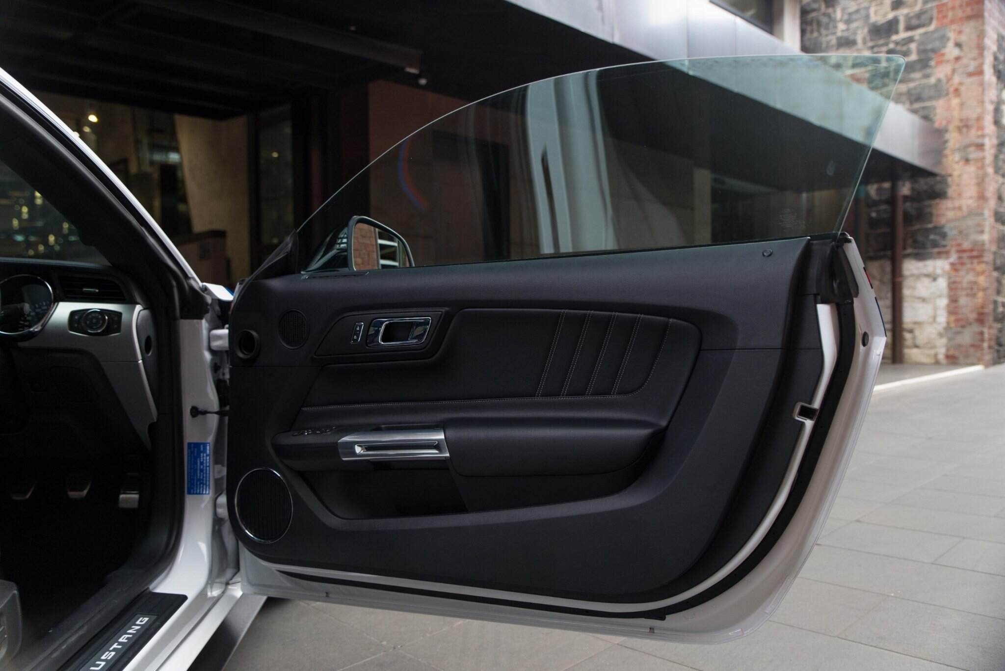 2017 Ford Mustang FM GT Fastback 2dr Man 6sp, 5.0i 