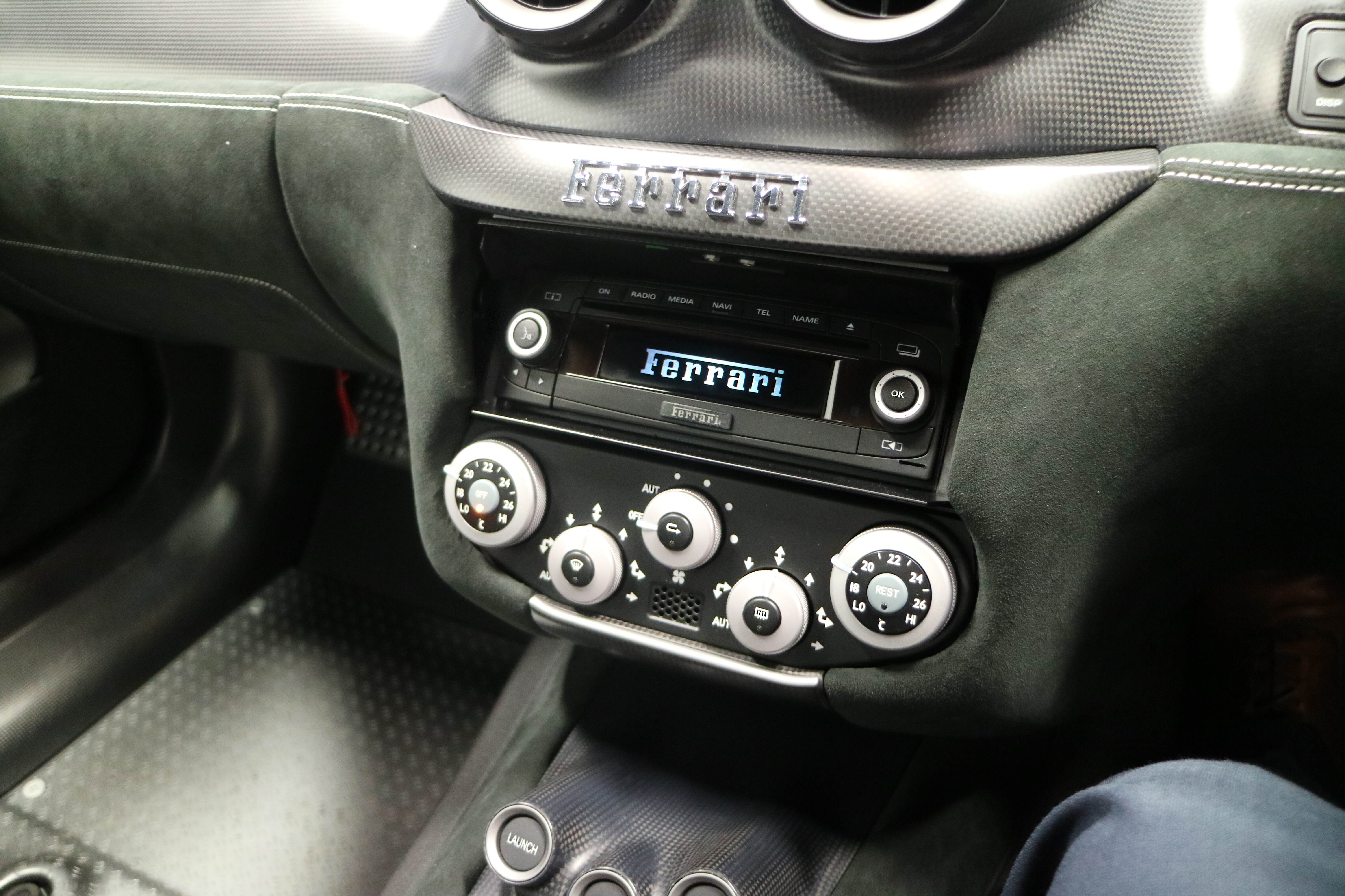 Interior - Infotainment