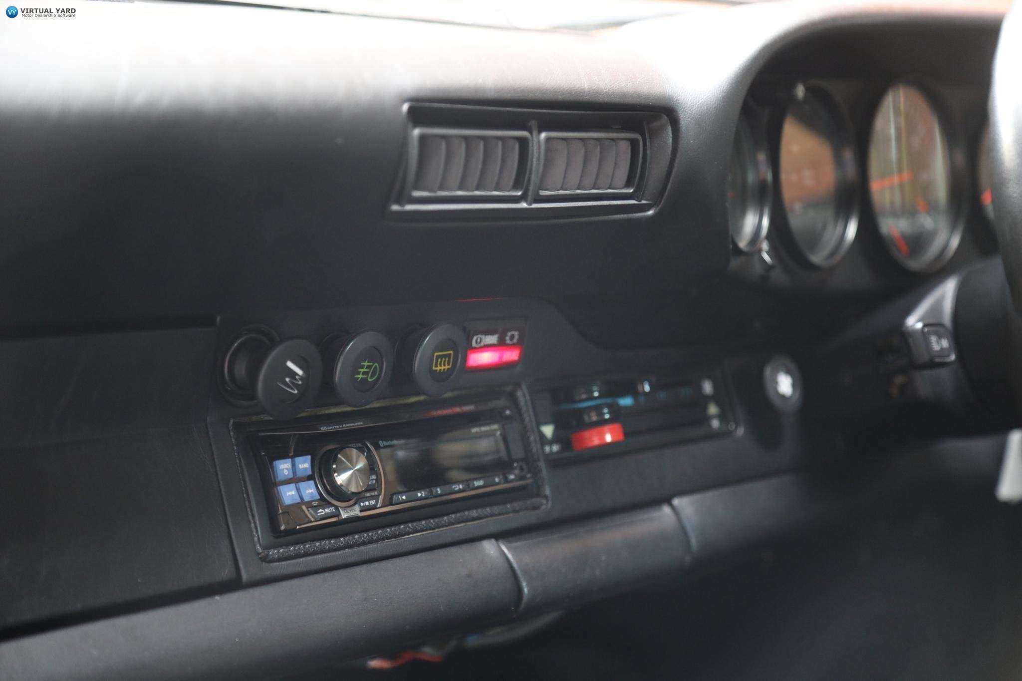 1984 Porsche 930 Turbo Coupe 2dr Man 4sp 3.3T [Nov] 