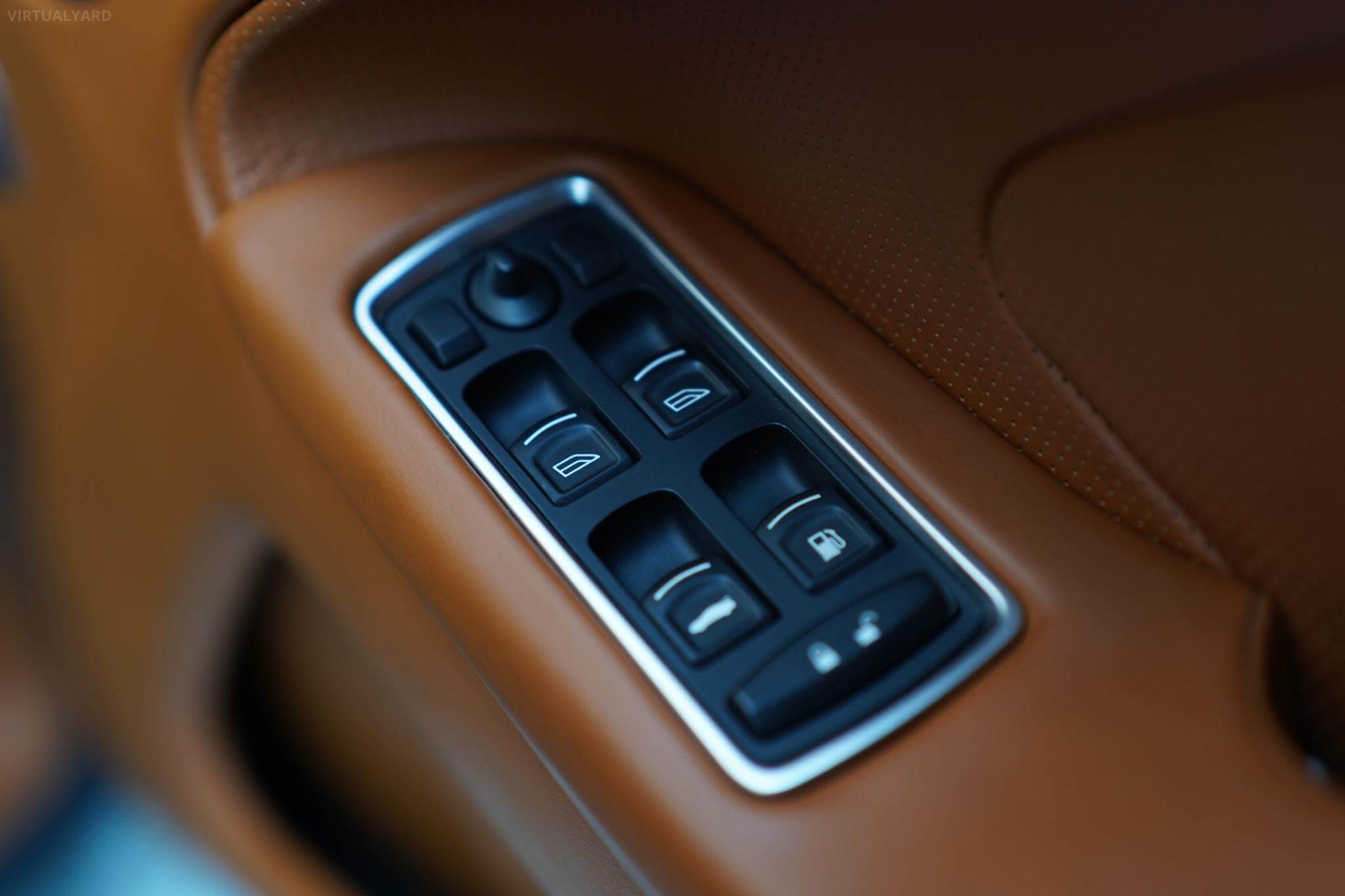 2015 Aston Martin Vanquish Coupe 2dr SA 8sp 5.9i (2-st) [MY15] 