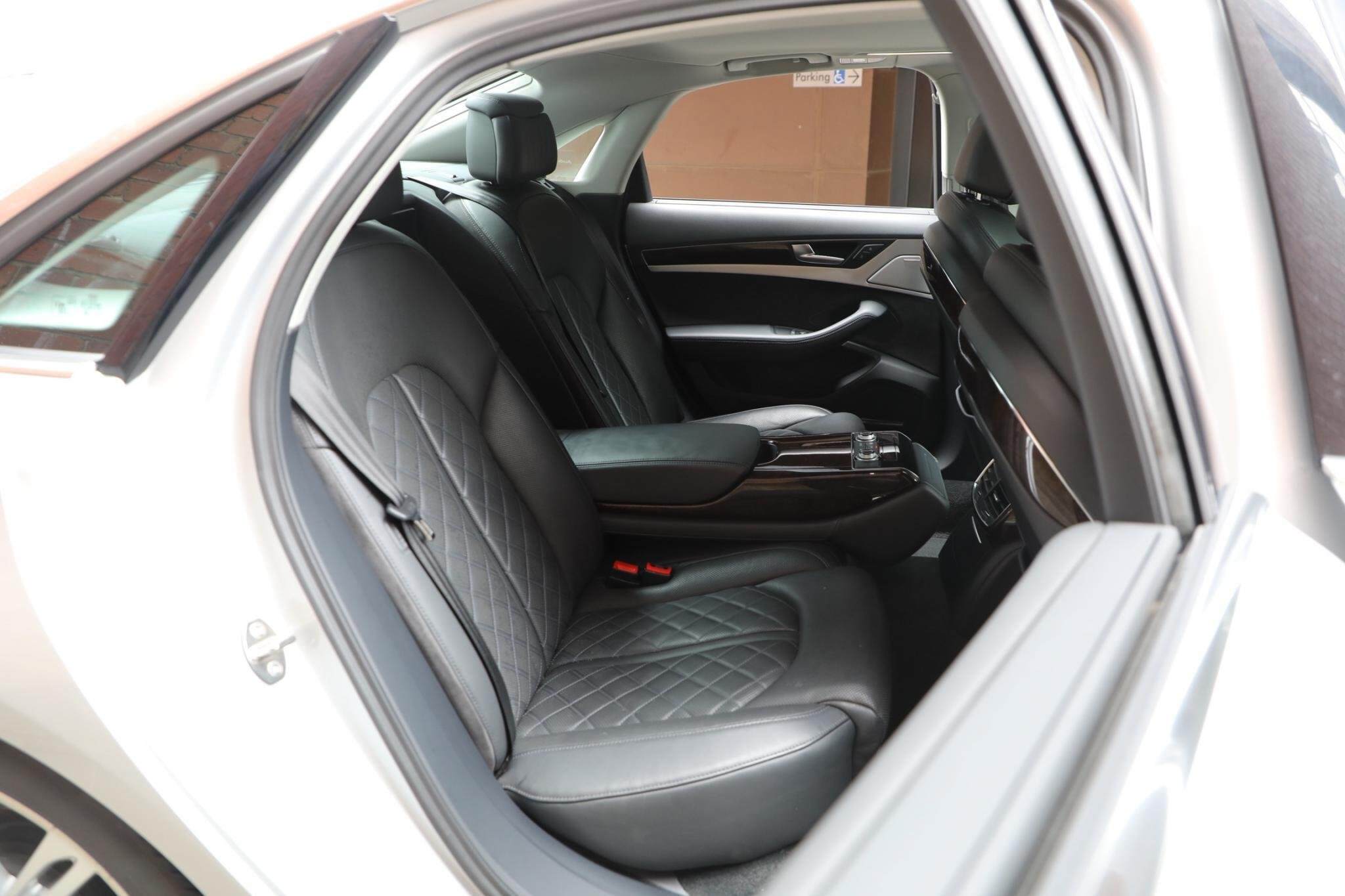 2010 Audi A8 D4 Sedan 4dr Tiptronic 8sp quattro 4.2i [Jul] 