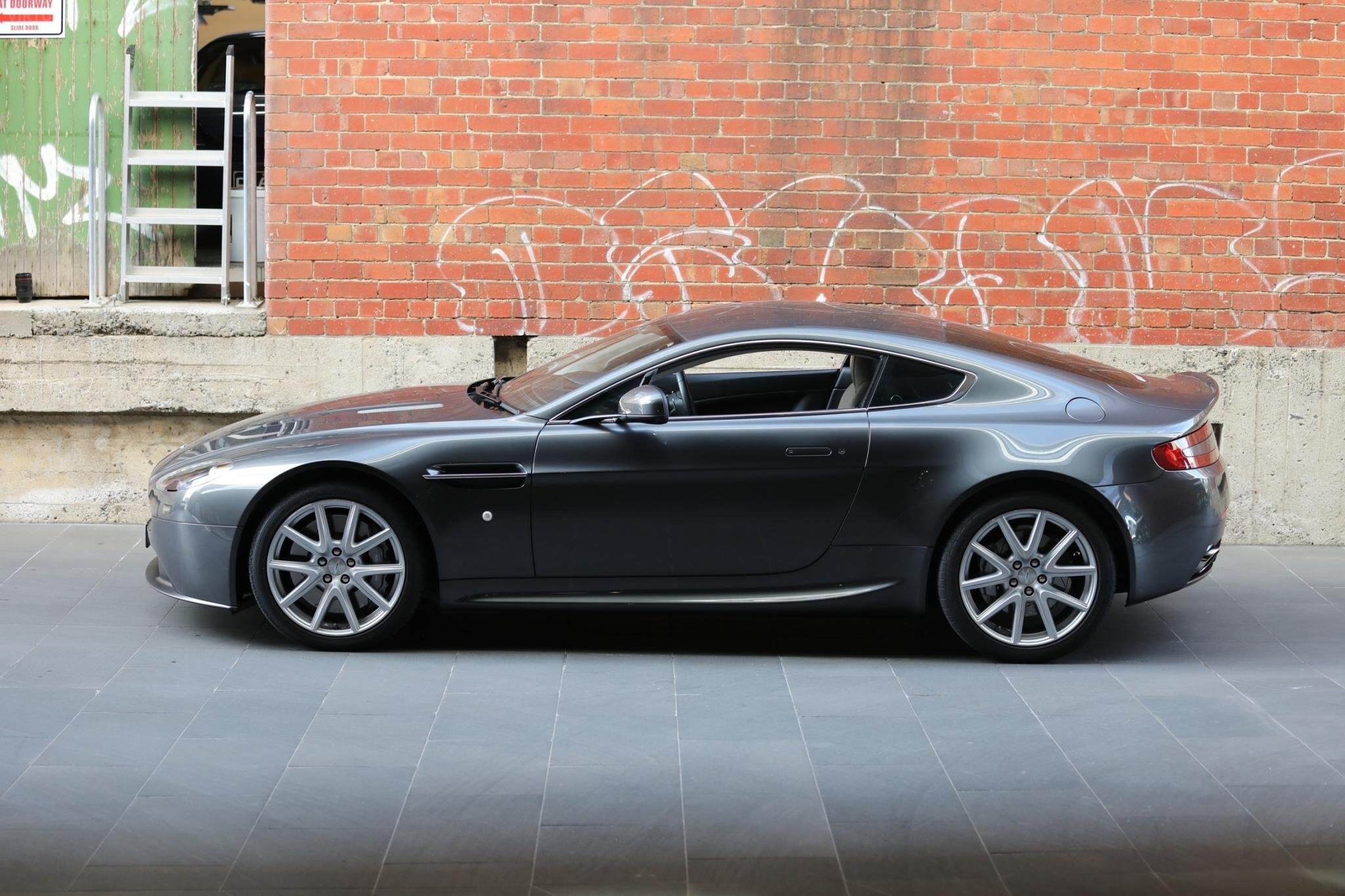 2015 Aston Martin V8 Vantage Coupe 2dr Sportshift II 7sp 4.7i [MY15] 