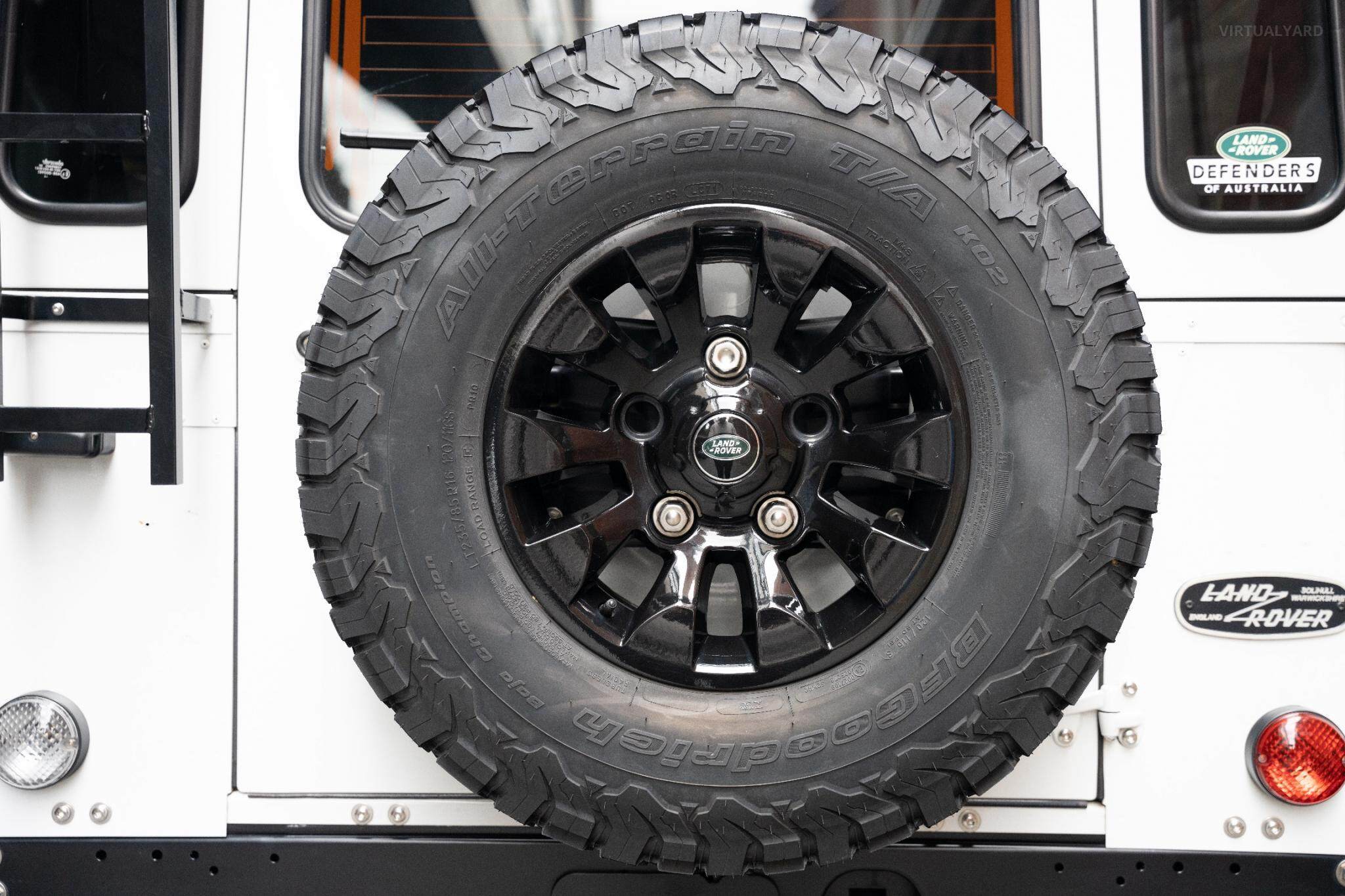 2014 Land Rover Defender 90 Wagon 3dr Man 6sp 4x4 2.2DT [MY15] 