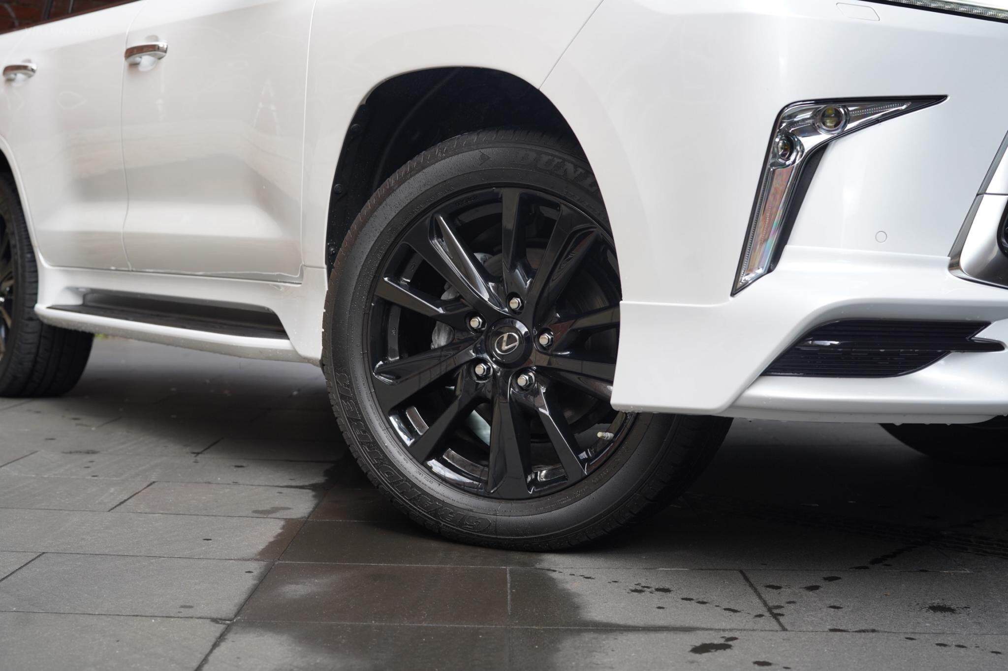 2018 Lexus LX URJ201R LX570 S Wagon 8st 5dr Spts Auto 8sp, 4x4 5.7i [Aug] 