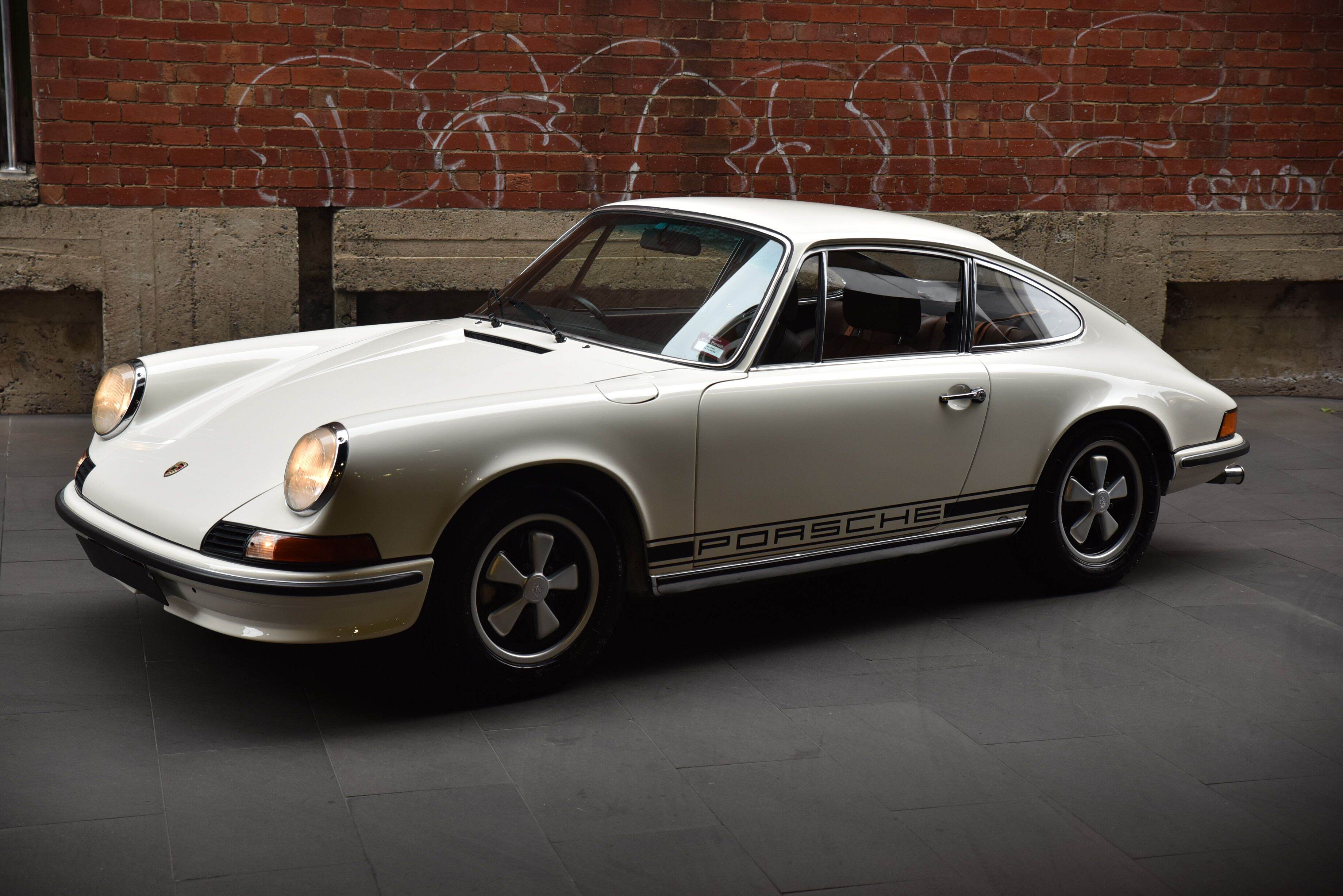 1973 Porsche 911 F E Coupe 2dr Man 5sp 2.4i 
