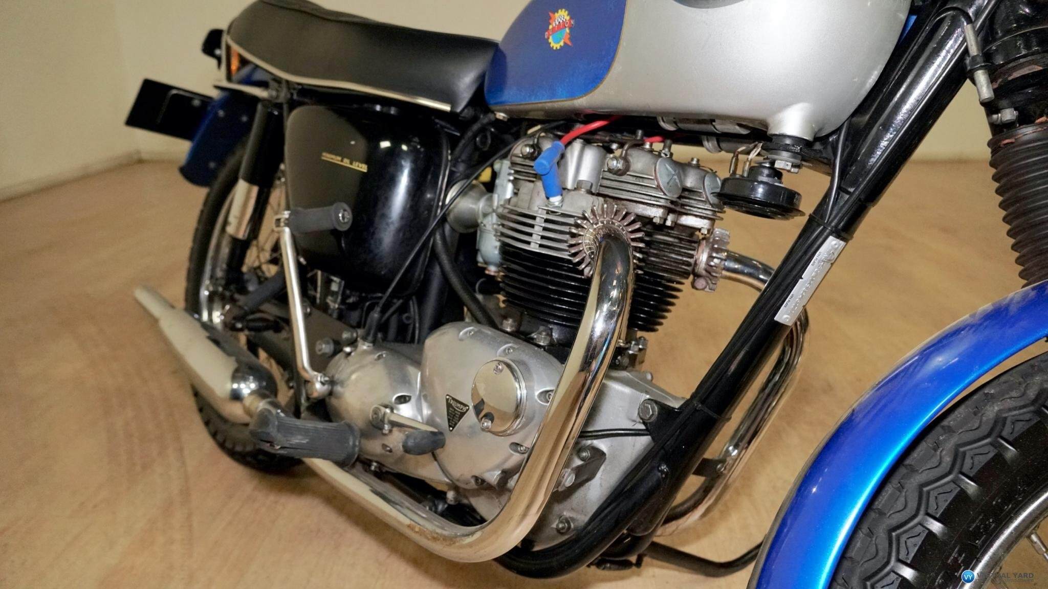 1967 TRIUMPH TROPHY 650 