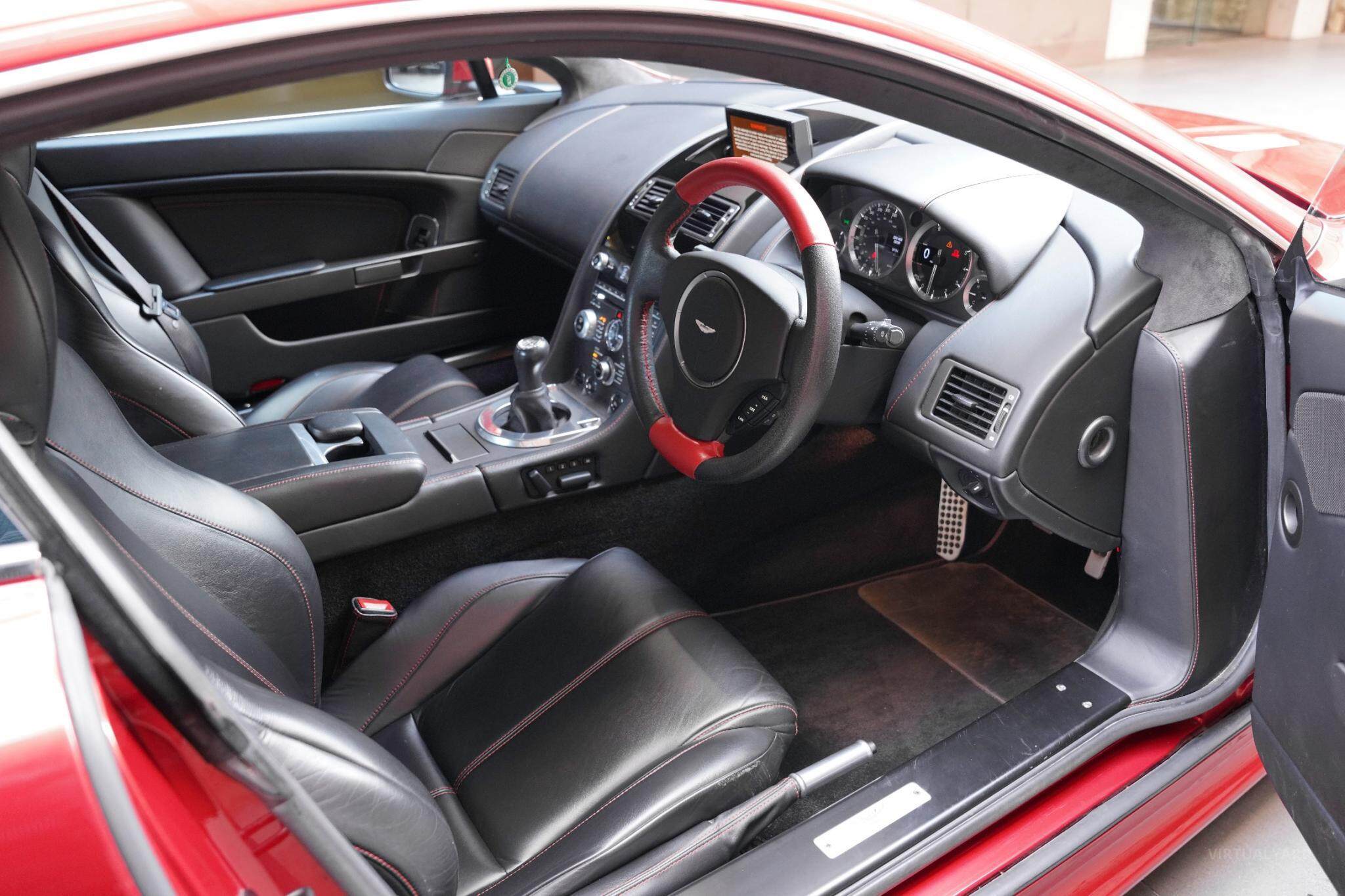 2014 Aston Martin V8 Vantage Coupe 2dr Man 6sp 4.7i [MY14] 