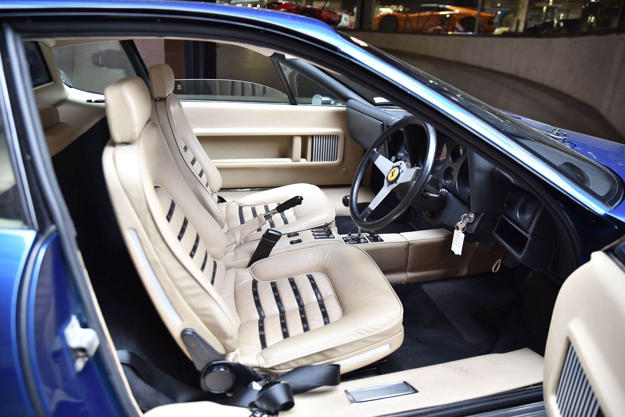 1976 Ferrari 365 BOXER GT4 Coupe 2dr Man 5sp 4.4 