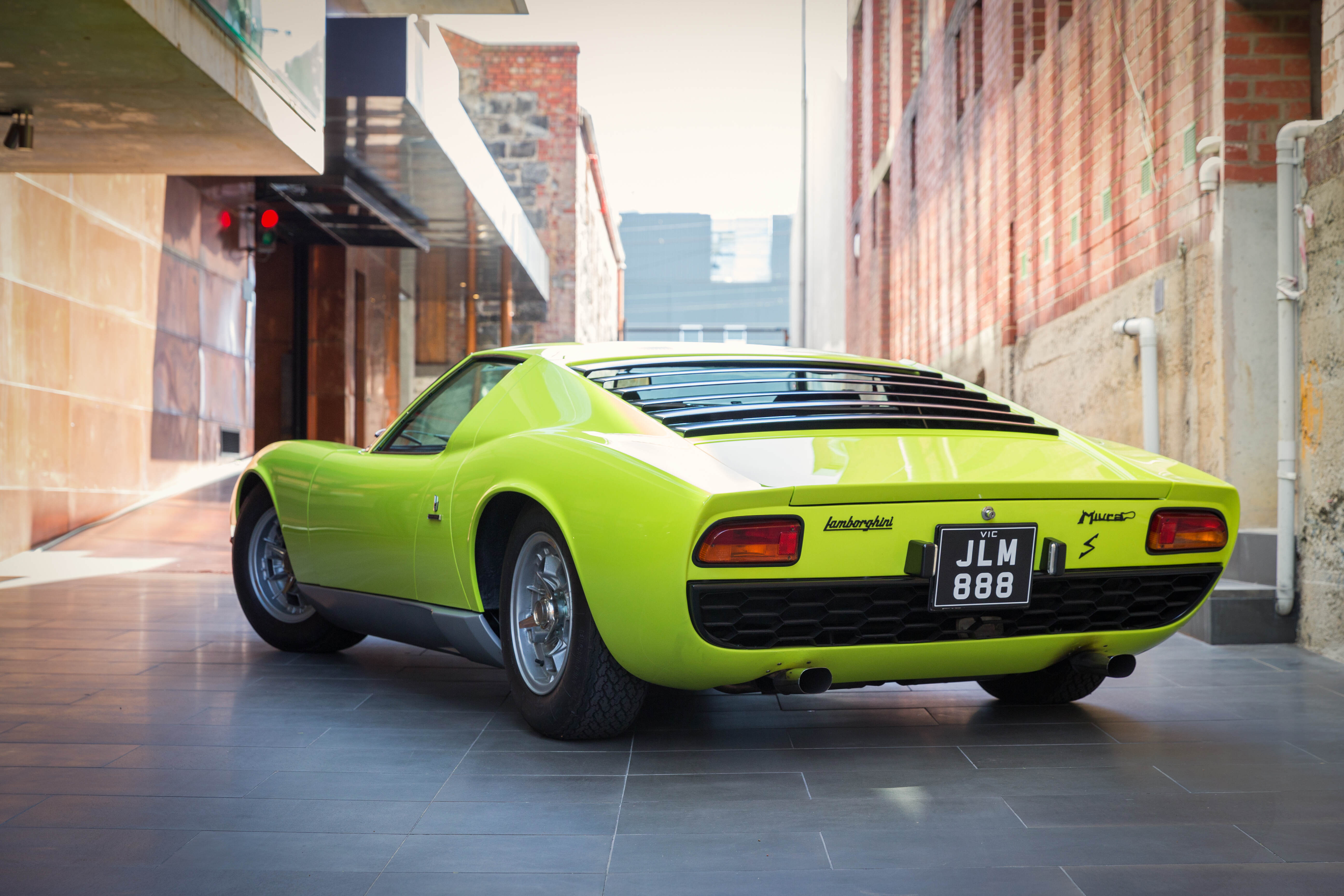 1969 Lamborghini Miura Classic Car for Sale 