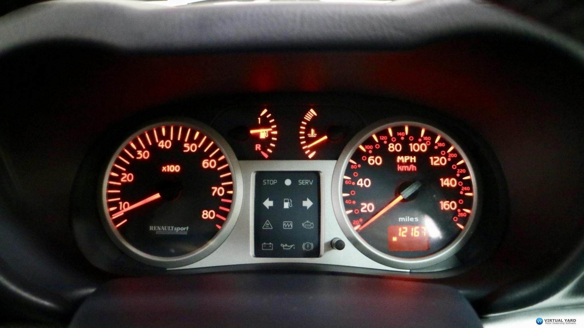 2004 RENAULT CLIO 3.0 V6 255 3DR 6SP M 