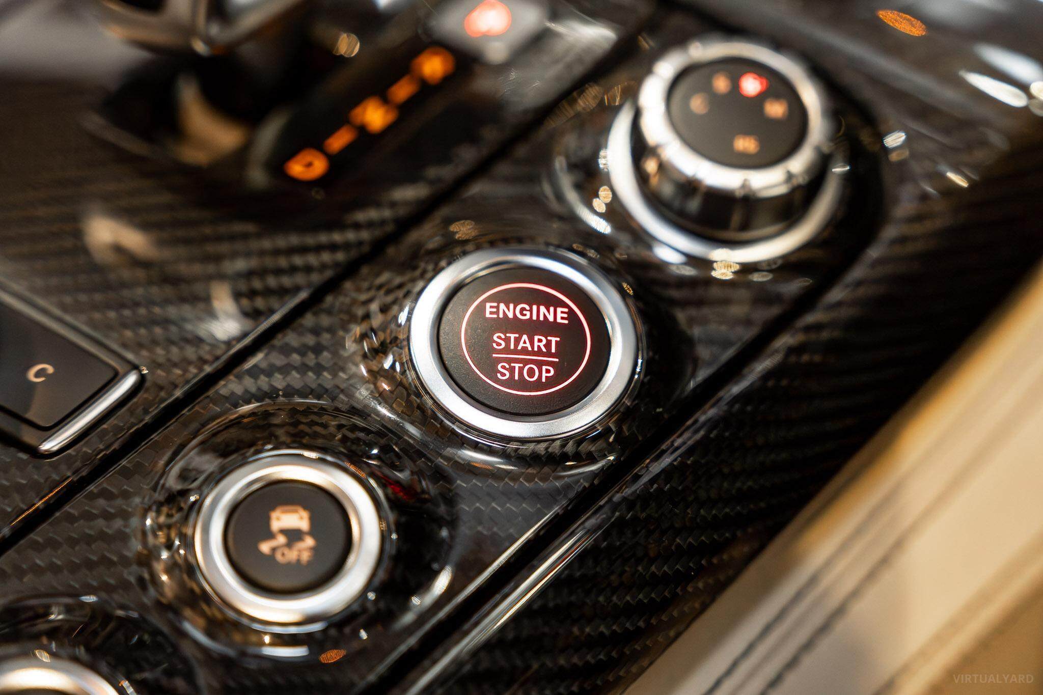 2013 Mercedes-Benz SLS-Class R197 SLS AMG Roadster 2dr SPEEDSHIFT DCT 7sp 6.3i 