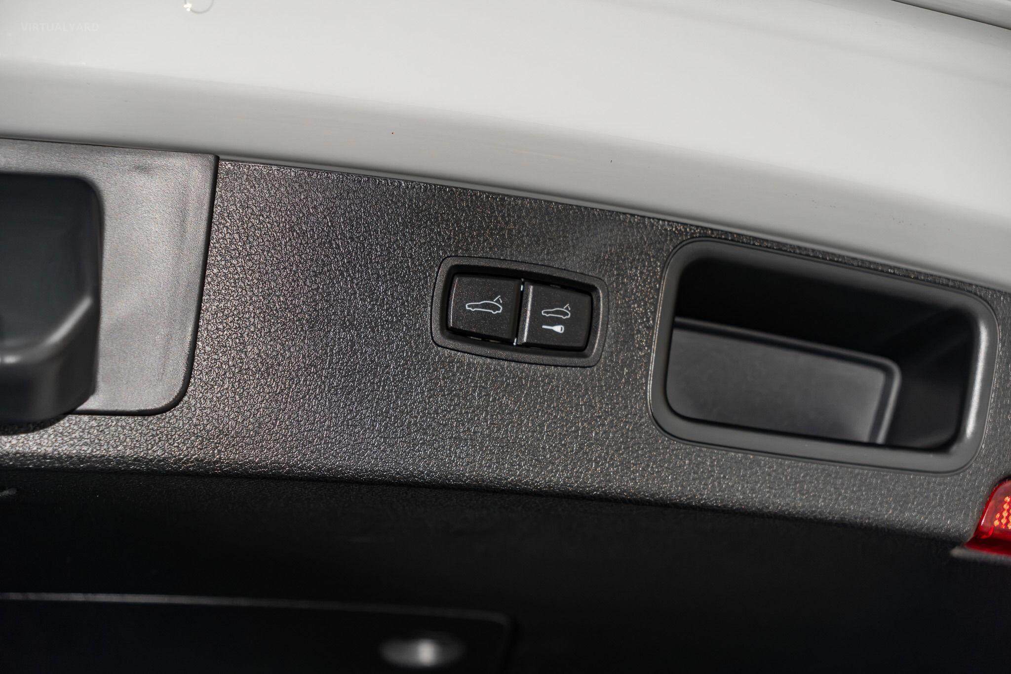 2024 Porsche Macan 95B T Wagon 5dr PDK 7sp AWD 2.0T [MY25] 