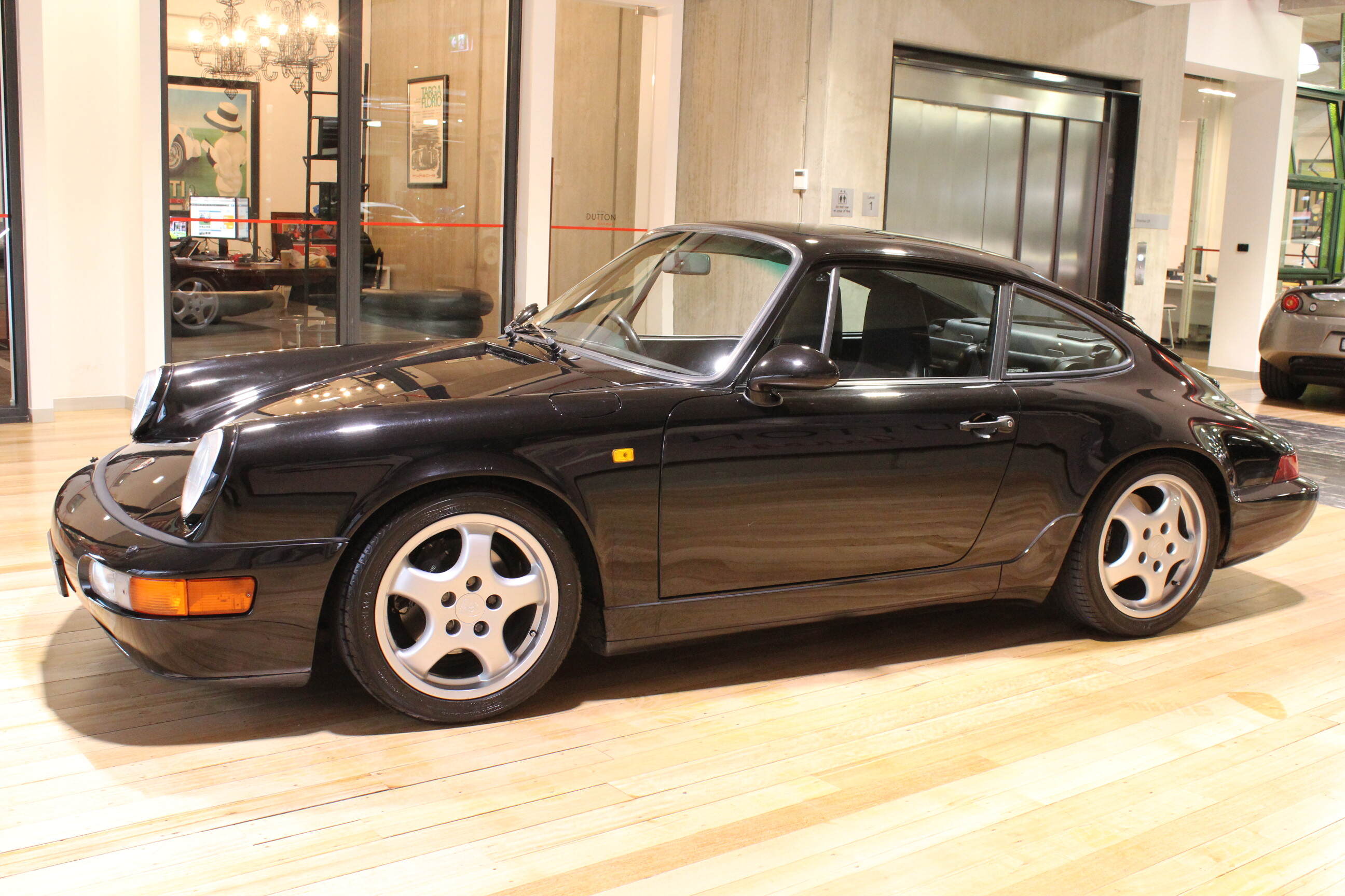 1990 Porsche 911/964 Carrera 4 