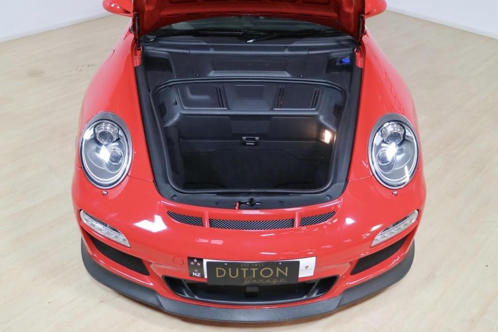 2010 PORSCHE 911 GT3 RWD COUPE 