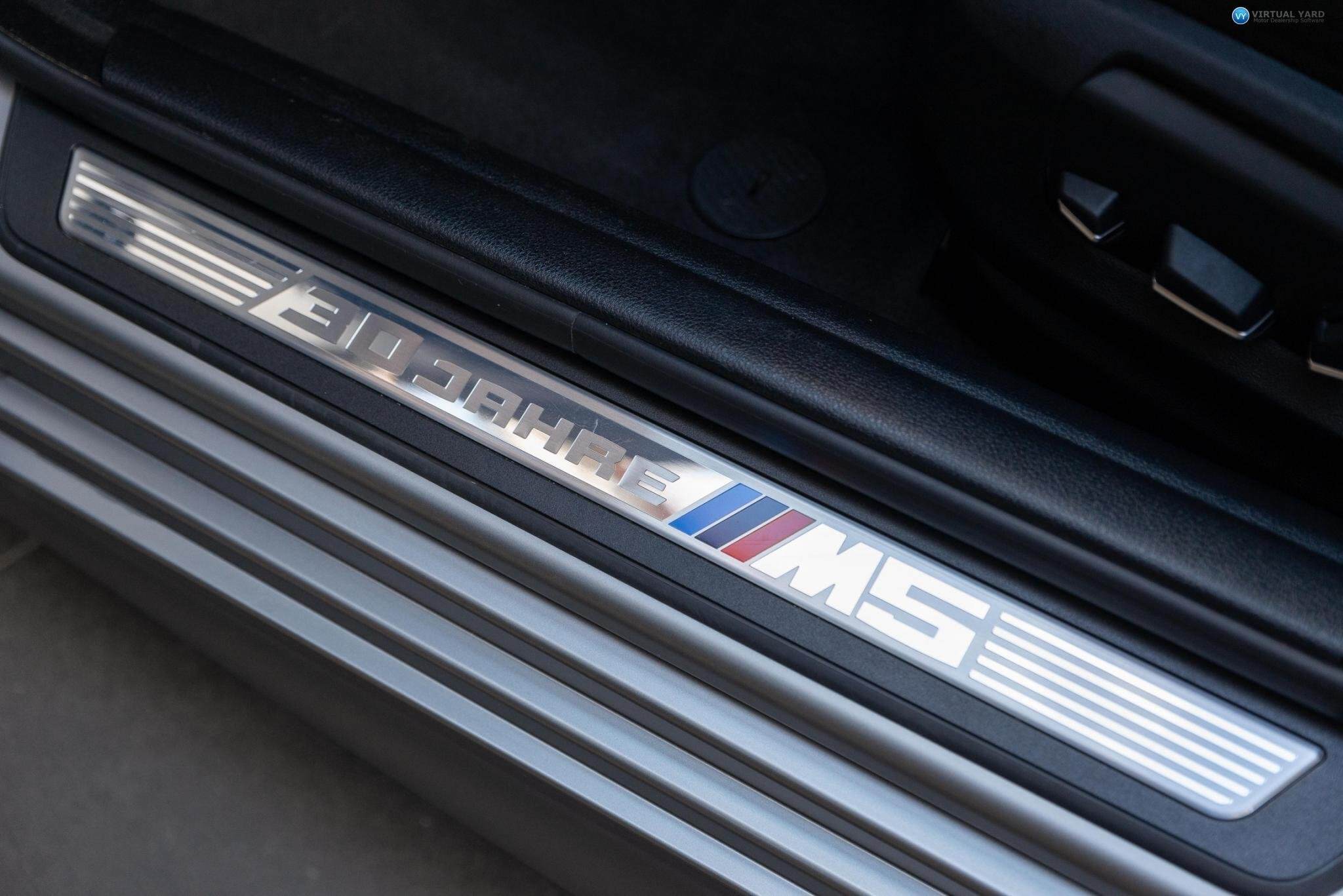 2014 BMW M5 F10 LCI 30 Jahre Sedan 4dr M-DCT 7sp 4.4TT 