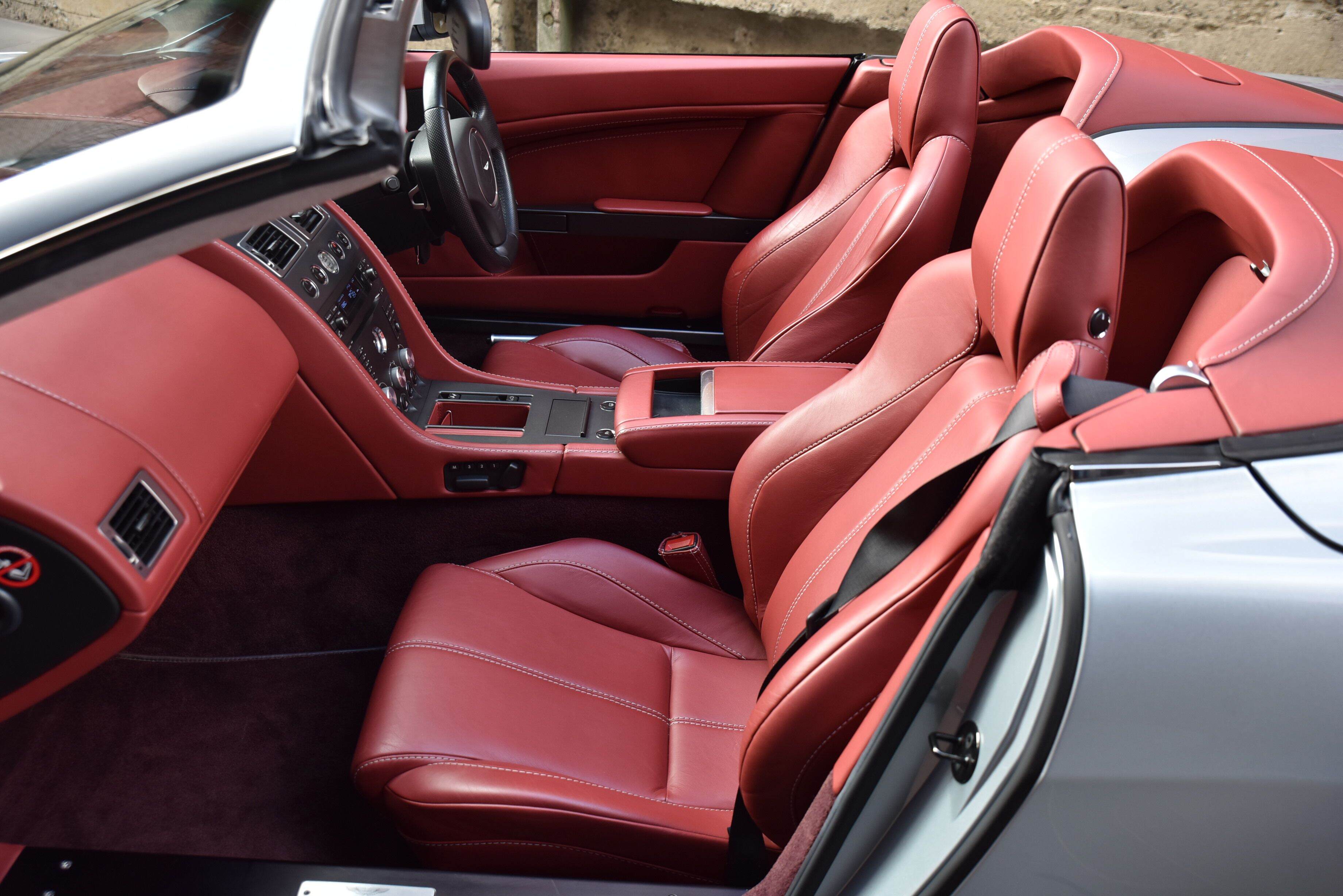 2007 Aston Martin V8 Vantage Roadster 2dr Seq. Mac 6sp 4.3i [MY08] 