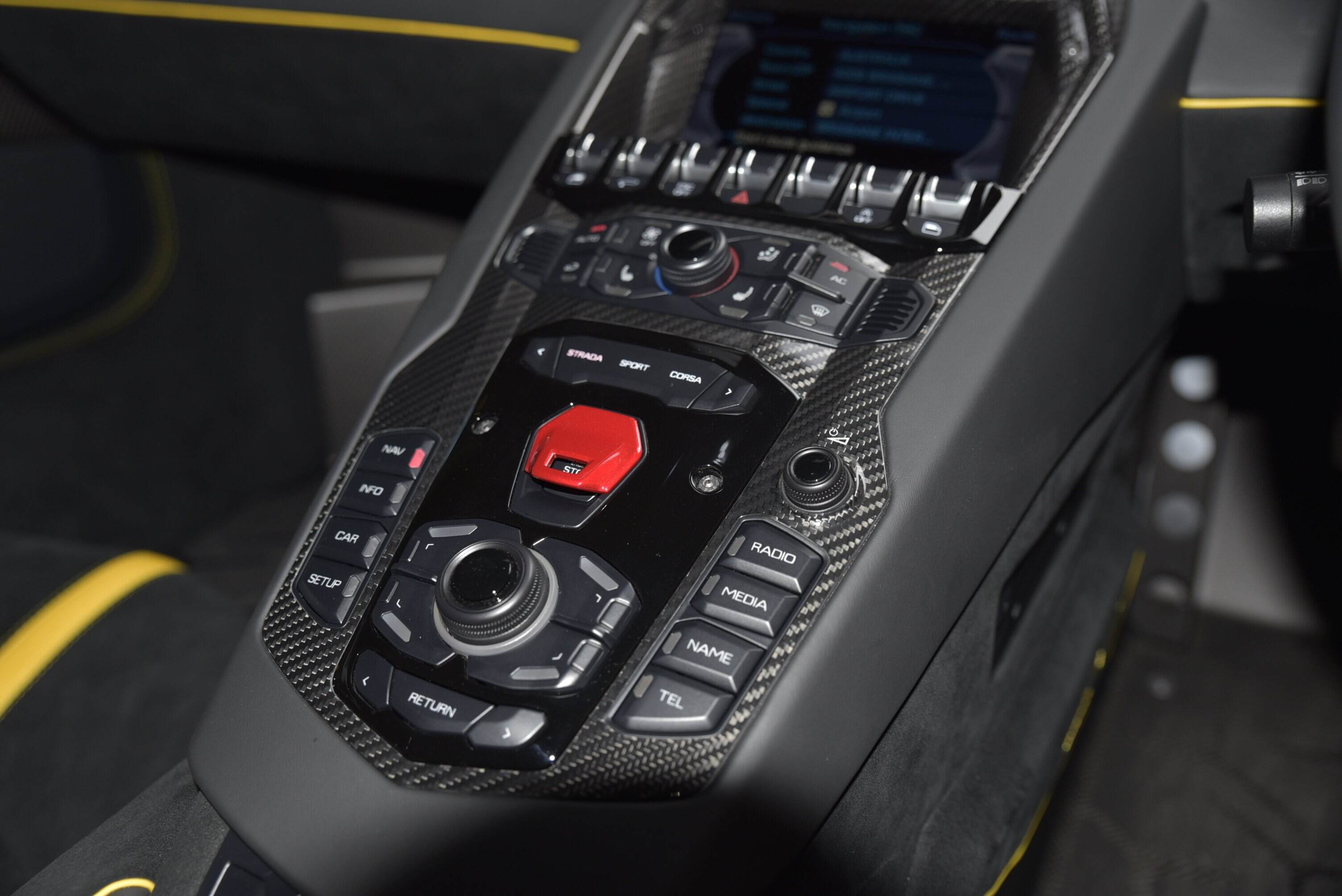 2015 Lamborghini Aventador 834 LP750-4 Superveloce Coupe 2dr ISR 7sp AWD 6.5i [MY16] 