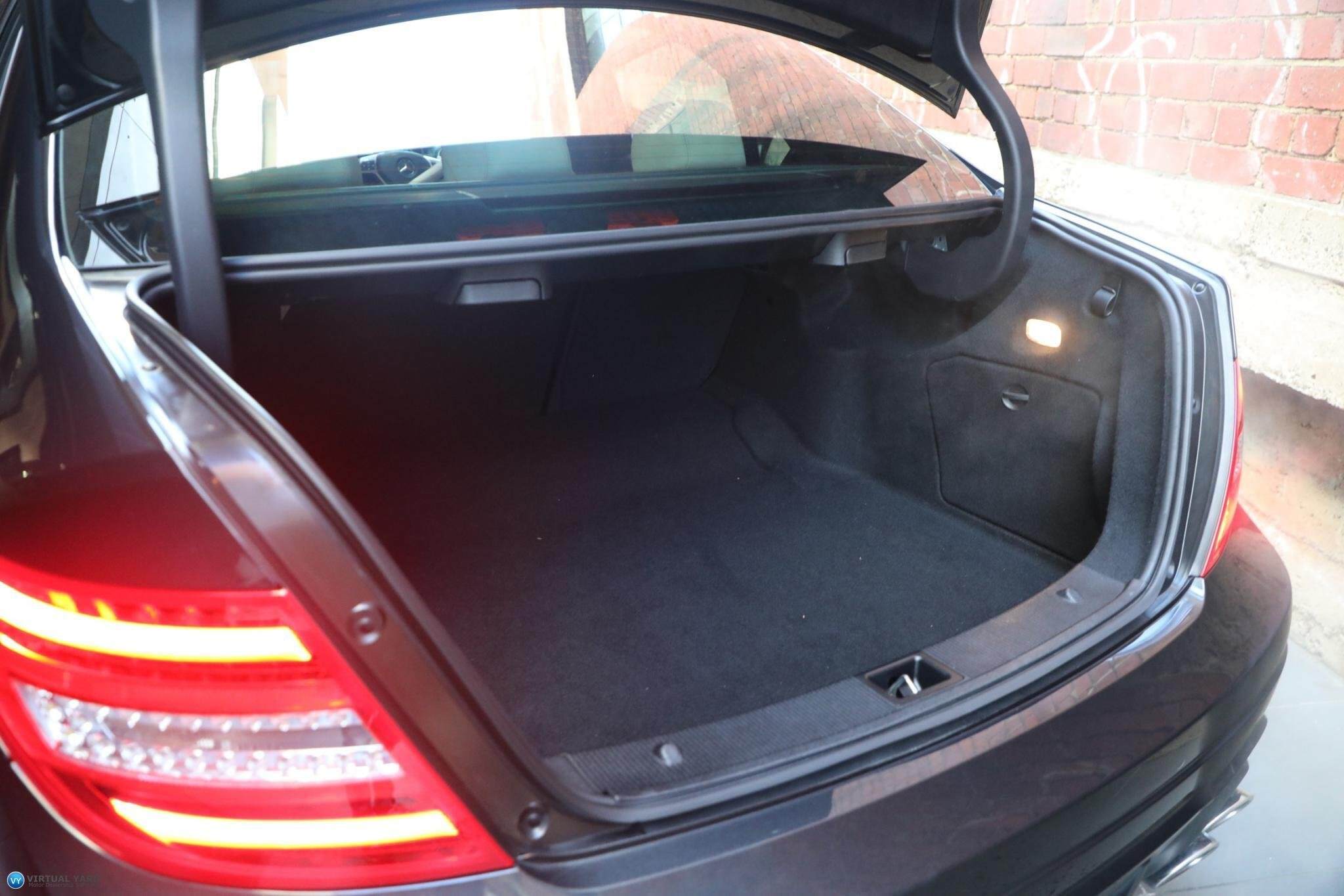 2011 Mercedes-Benz C-Class W204 C63 AMG Sedan 4dr SPEEDSHIFT MCT 7sp 6.3i [MY12] 