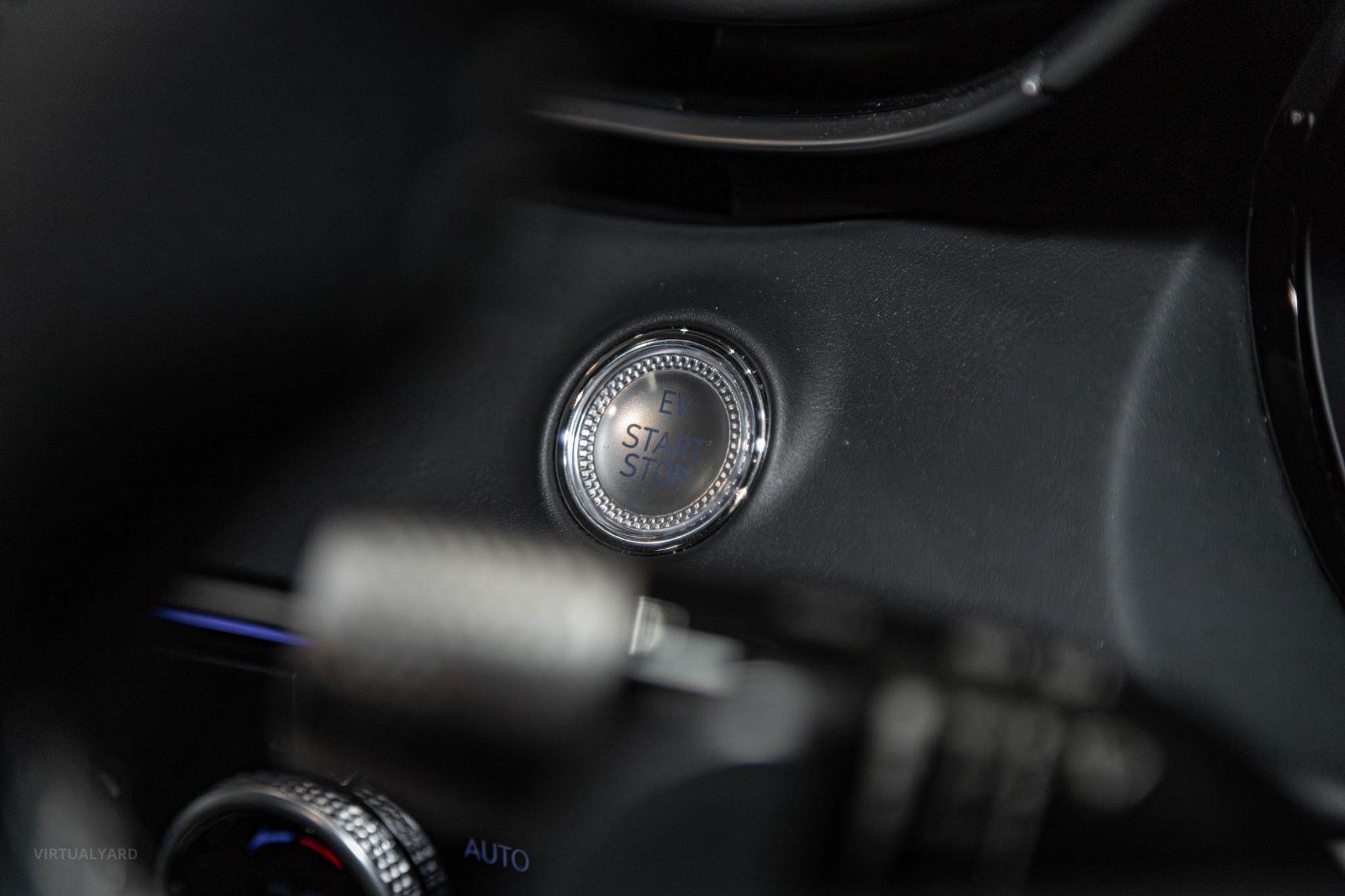 2023 Genesis GV70 JK.V1 Perfomance Wagon 5dr Reduction Gear 1sp AWD AC320kW [MY23] 