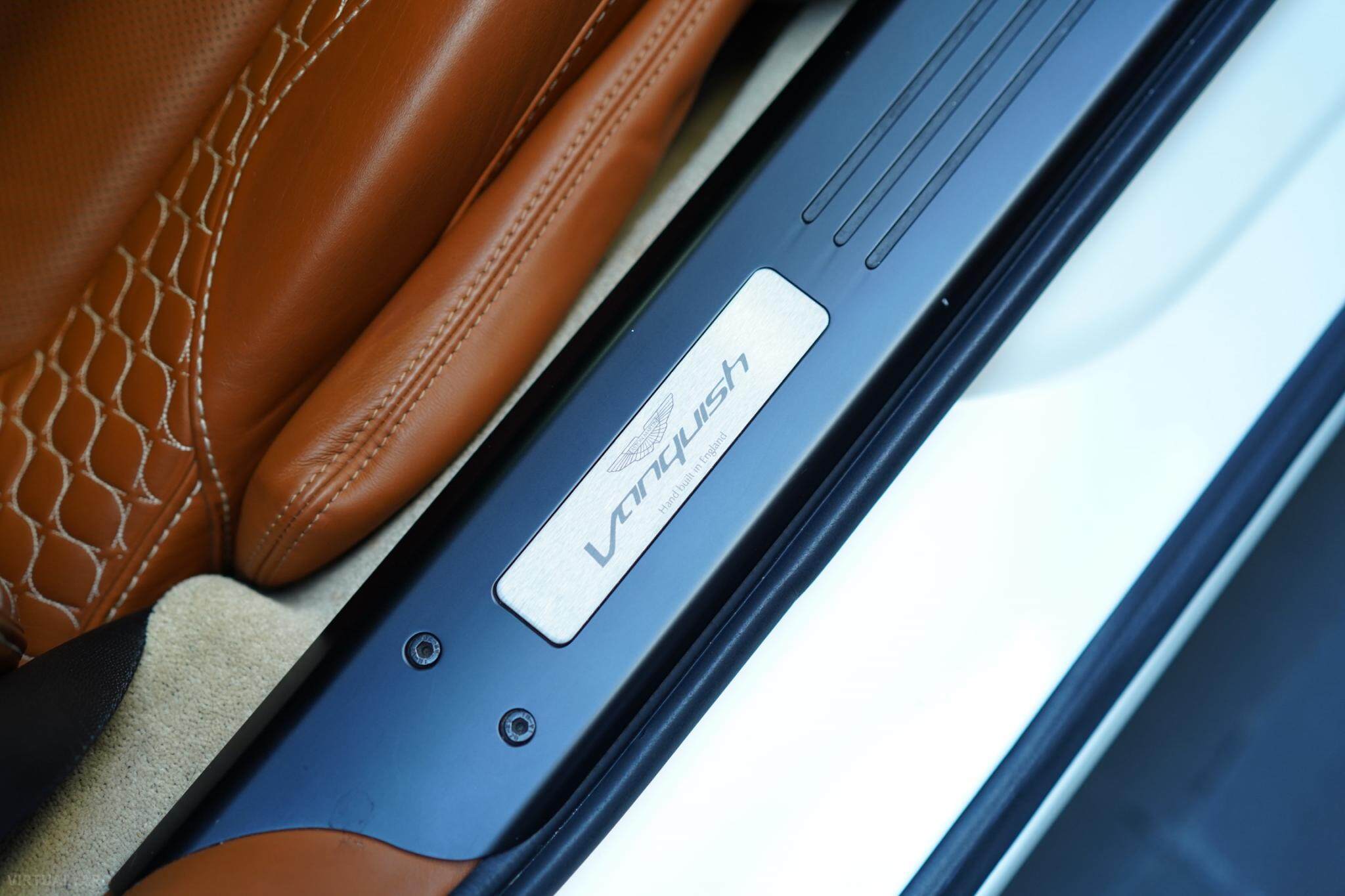 2015 Aston Martin Vanquish Coupe 2dr SA 8sp 5.9i (2-st) [MY15] 