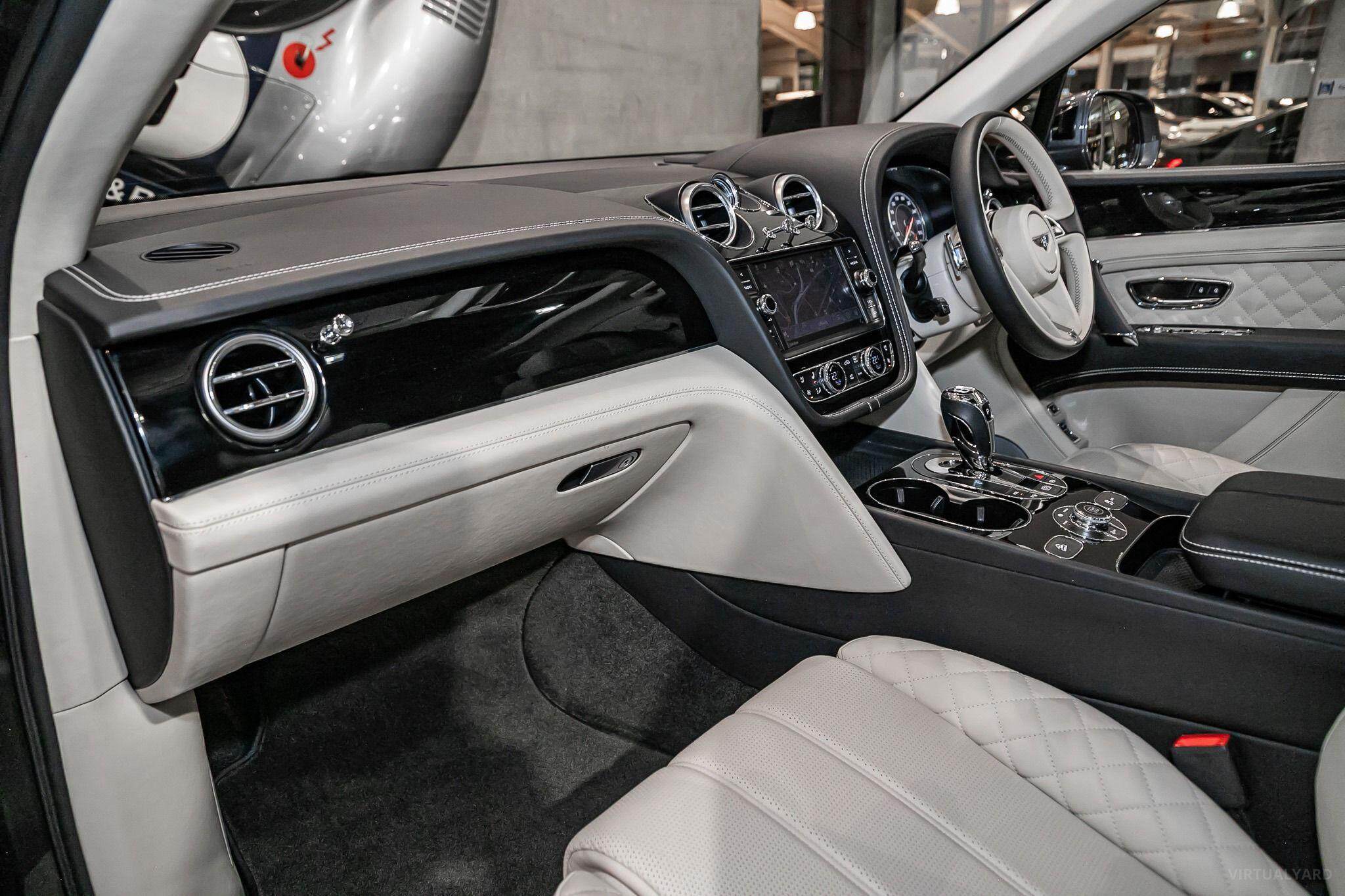 2017 Bentley Bentayga 4V Wagon 5dr Spts Auto 8sp AWD 6.0TT (5-st) [MY17] 