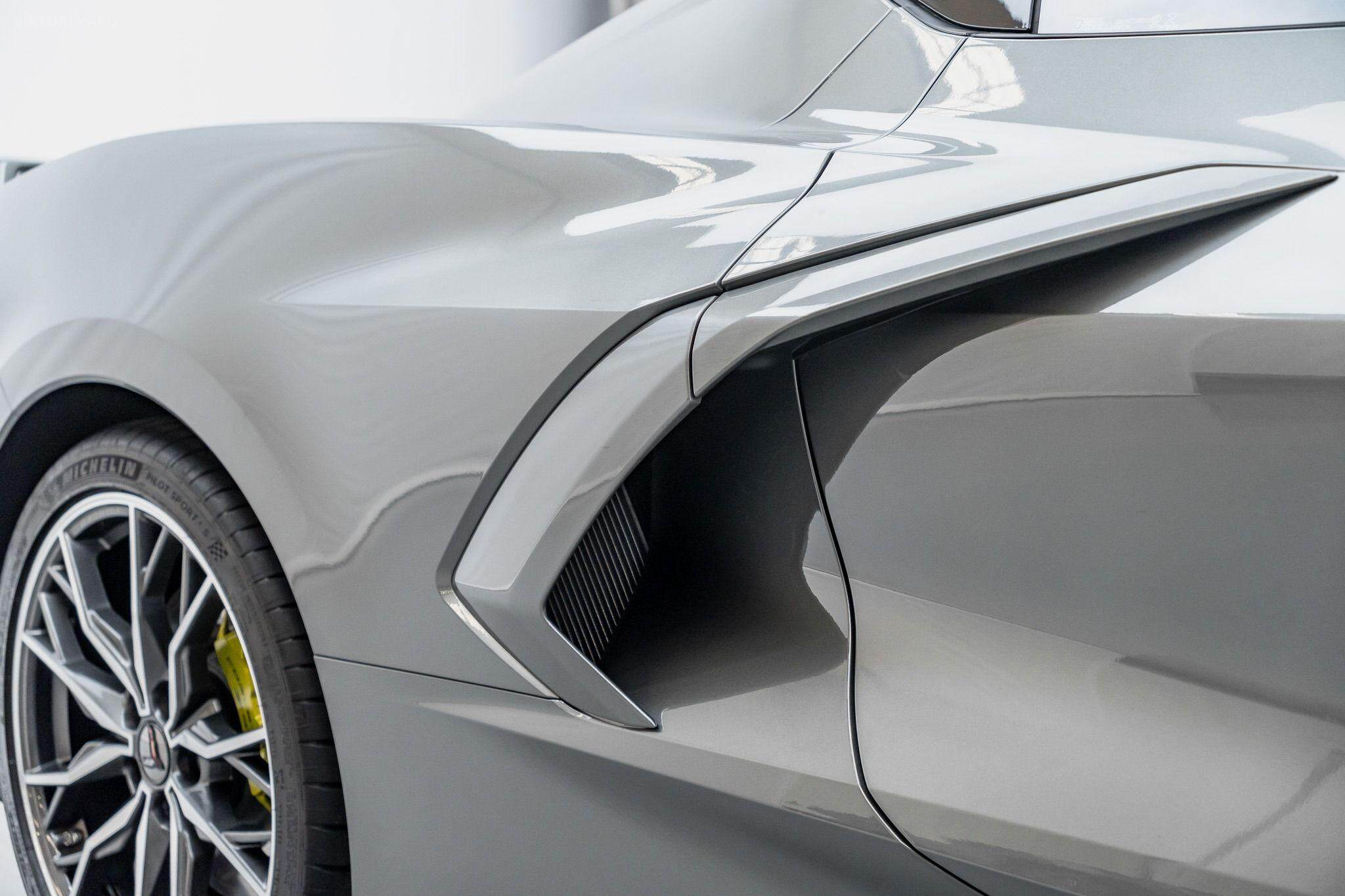 2023 Chevrolet Corvette C8 Stingray 2LT Convertible 2dr DCT 8sp 6.2i [MY23] 