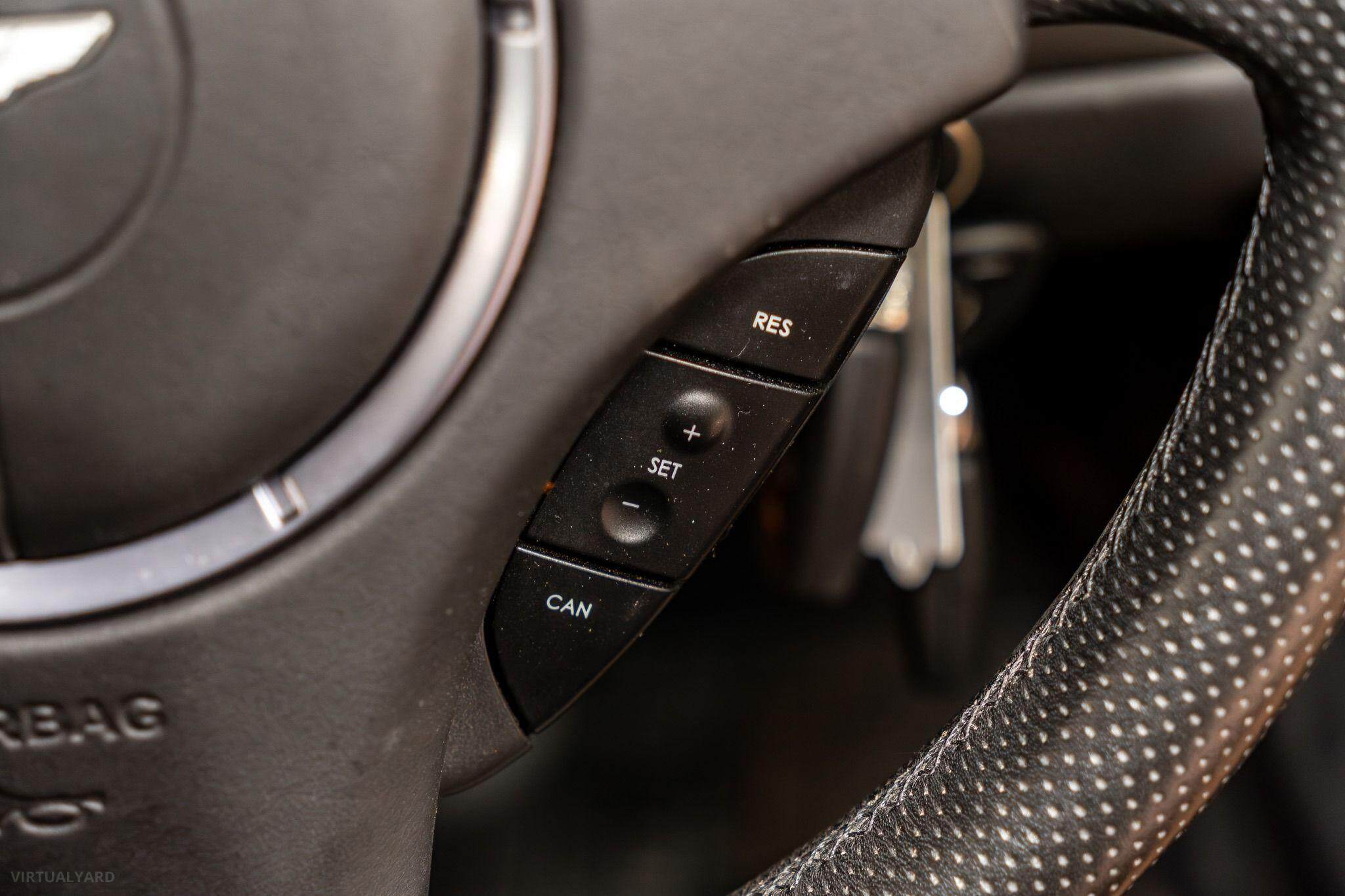 2006 Aston Martin V8 Vantage Coupe 2dr Man 6sp 4.3i [MY06.5] 