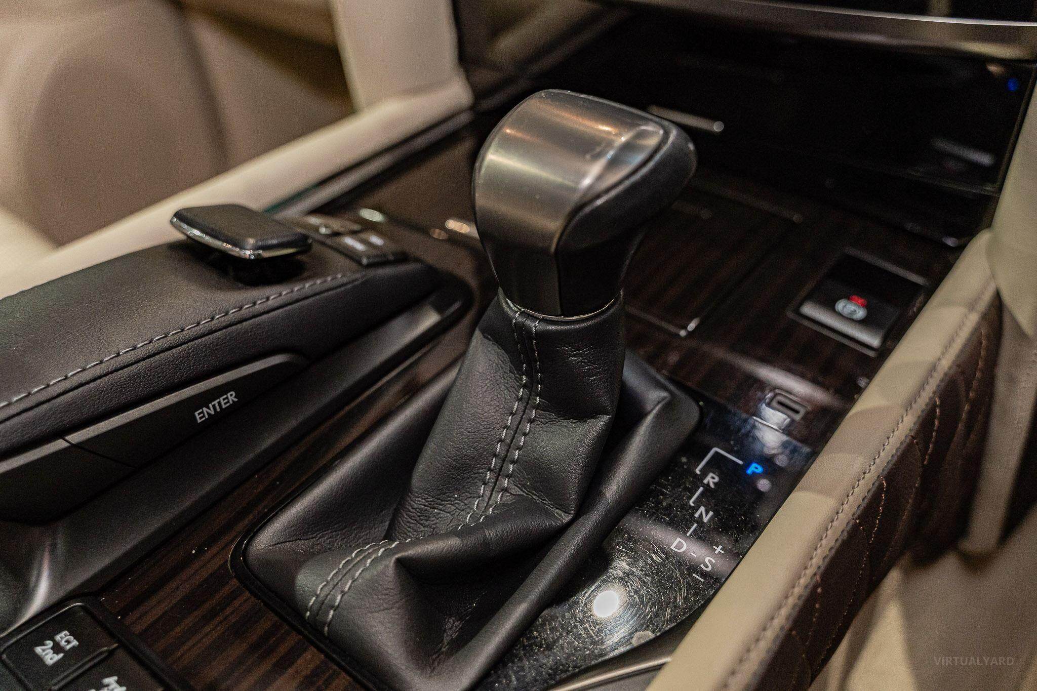 2016 Lexus LX URJ201R LX570 Wagon 8st 5dr Spts Auto 8sp, 4x4 5.7i 