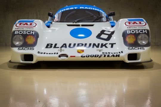 Porsche 962 race car 